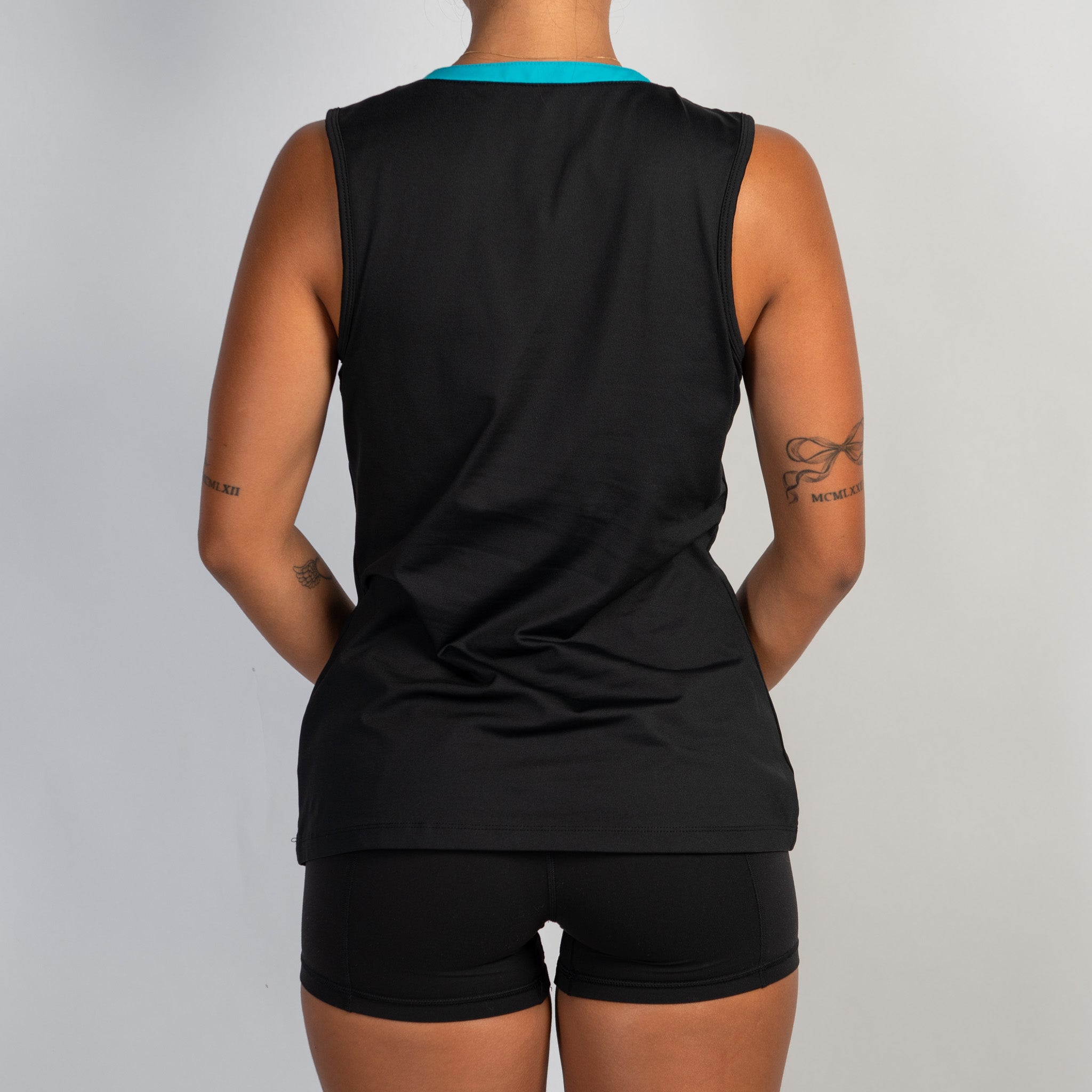 BLUE TRIM ACTIVE TANK TOP