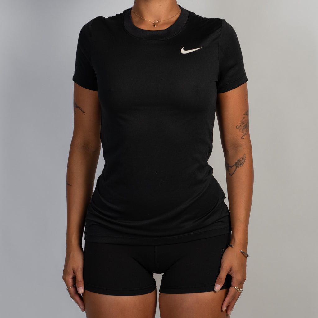BLACK ACTIVE TEE