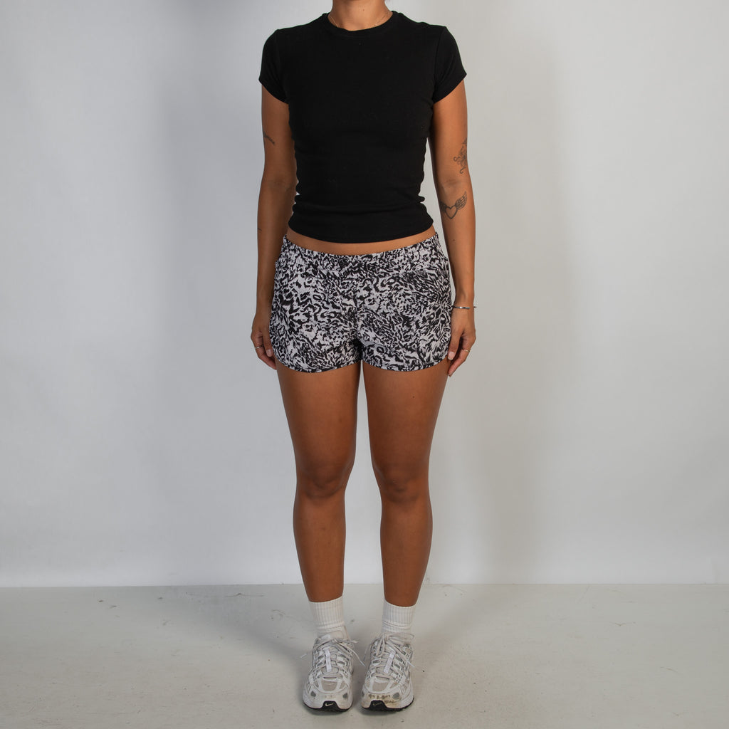 ANIMAL PRINT SPRAY SHORTS