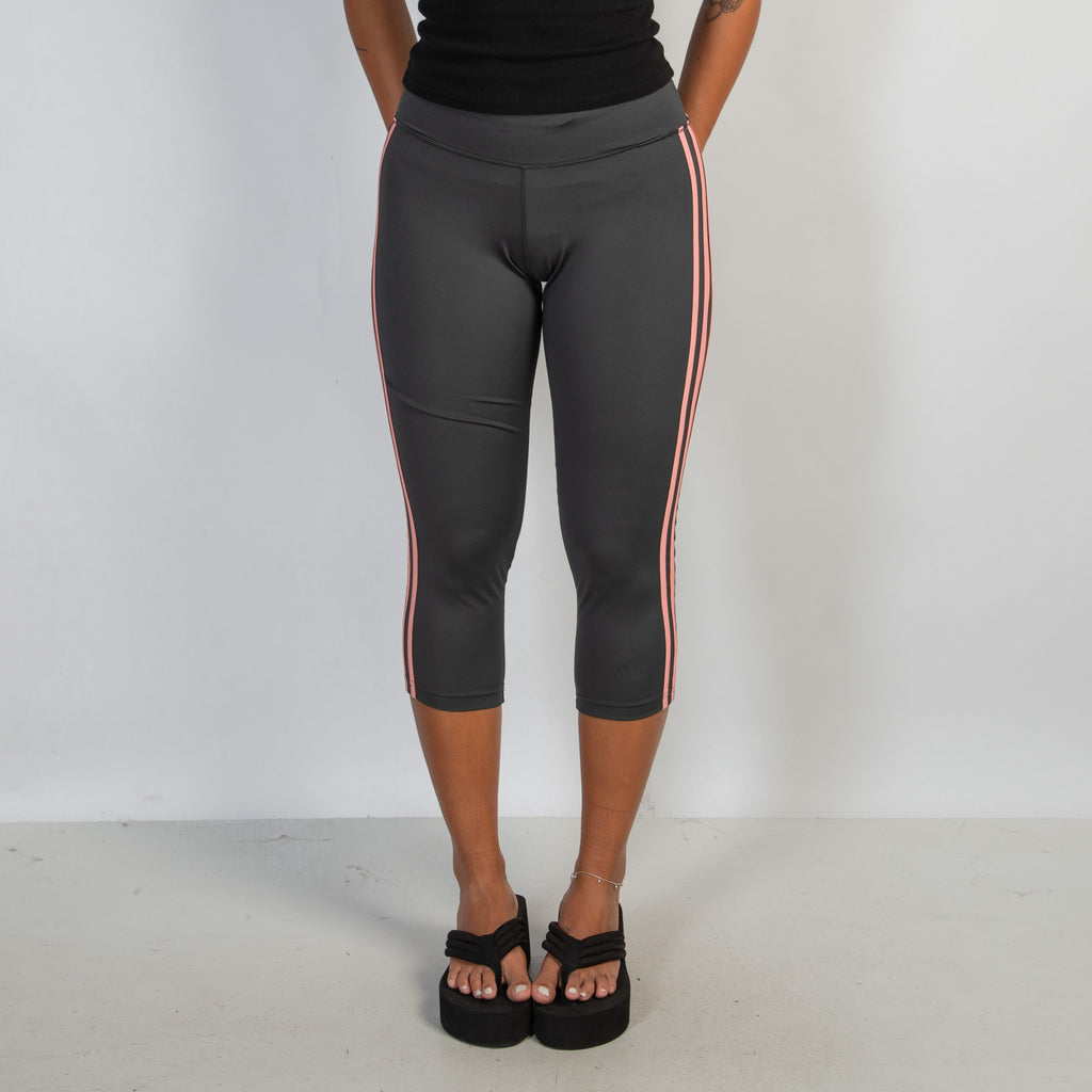 SLATE GREY CAPRI TIGHTS