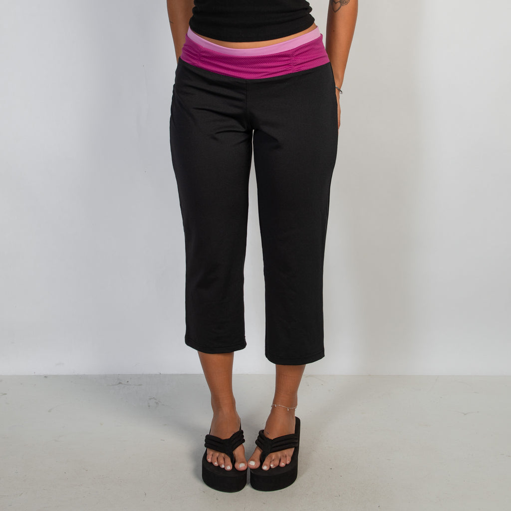 PINK TRIM CAPRI TIGHTS
