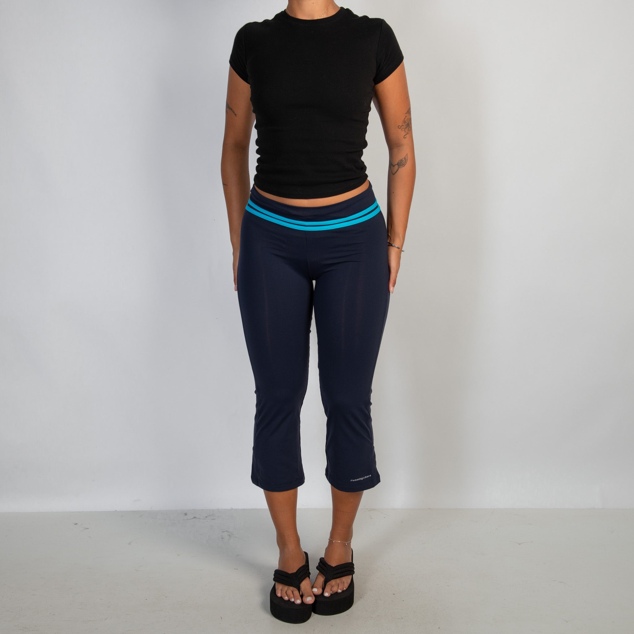 NAVY CROP KICK FLARE TIGHTS