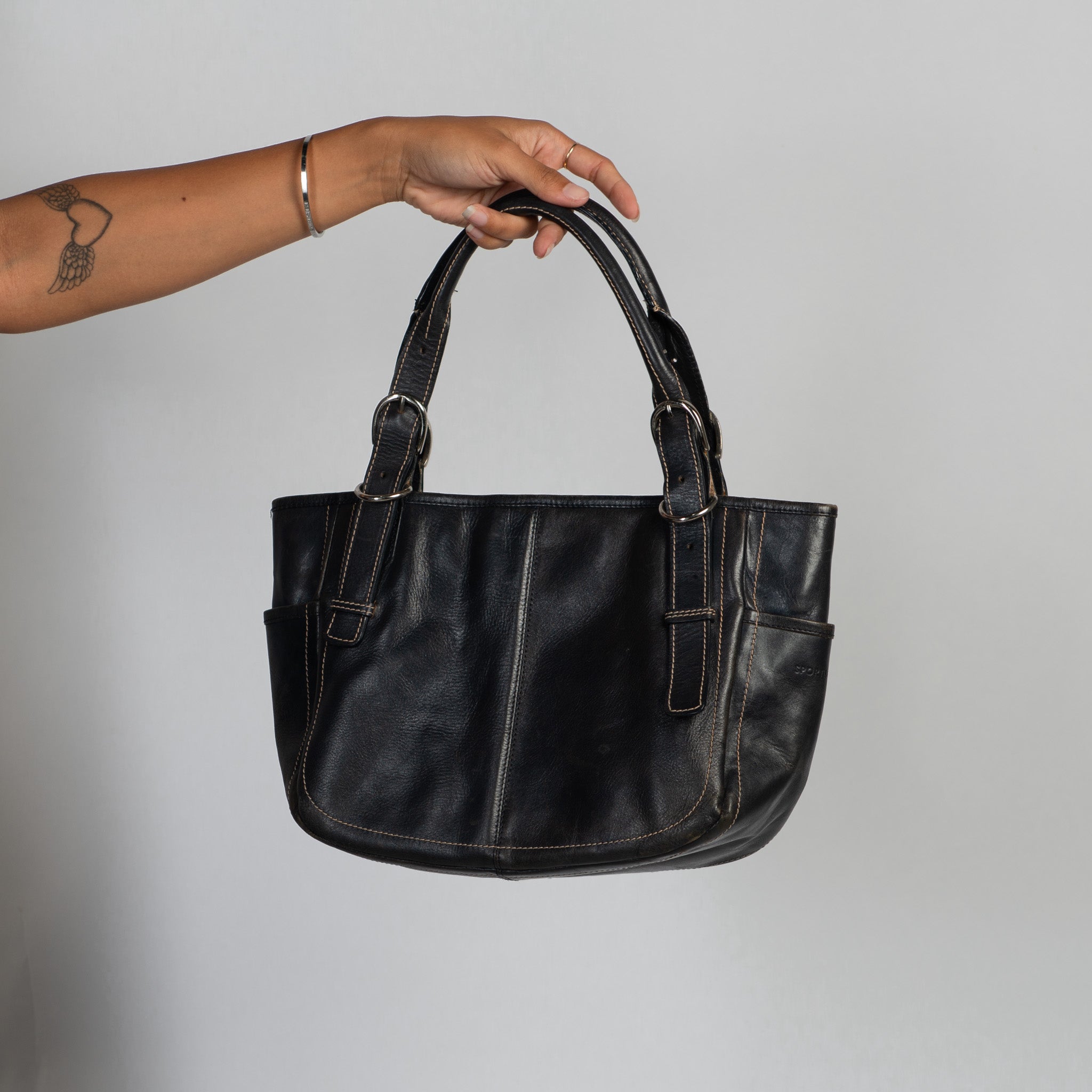 LEATHER SHOULDER BAG
