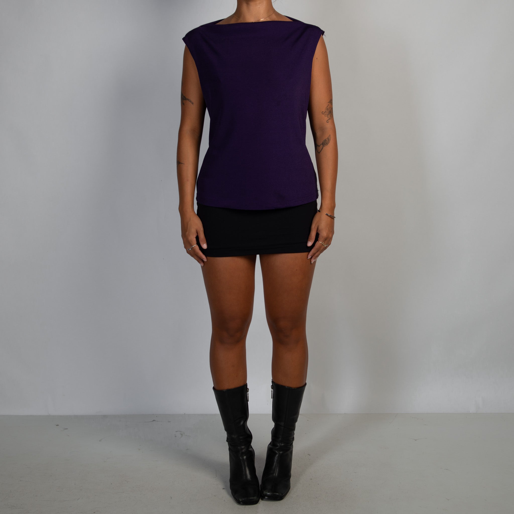 PURPLE SLEEVELESS TOP