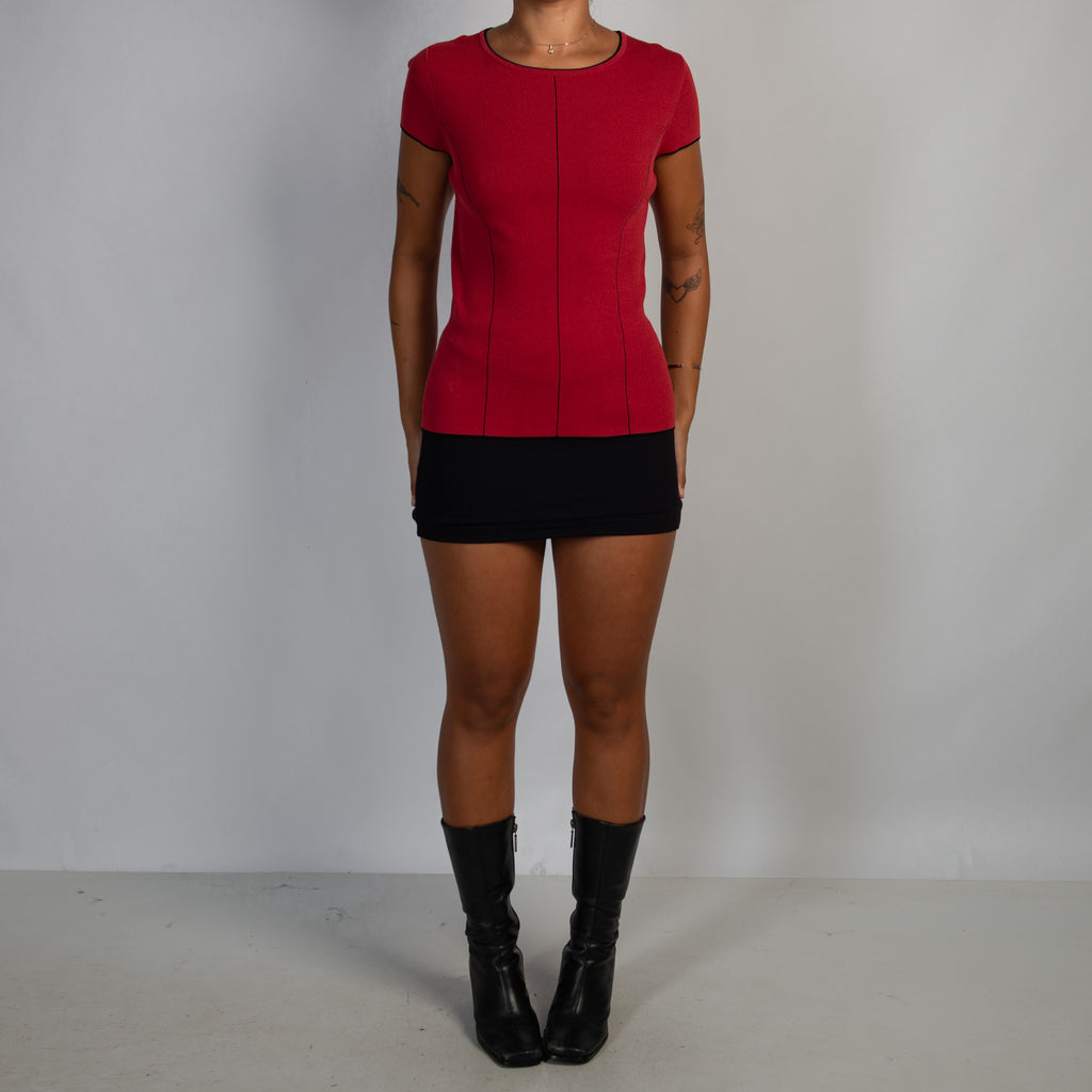 RED KNIT TOP