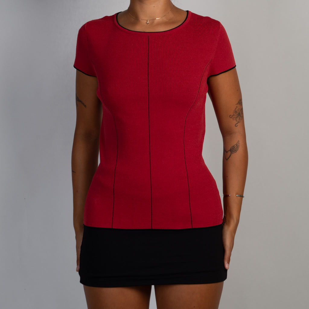 RED KNIT TOP
