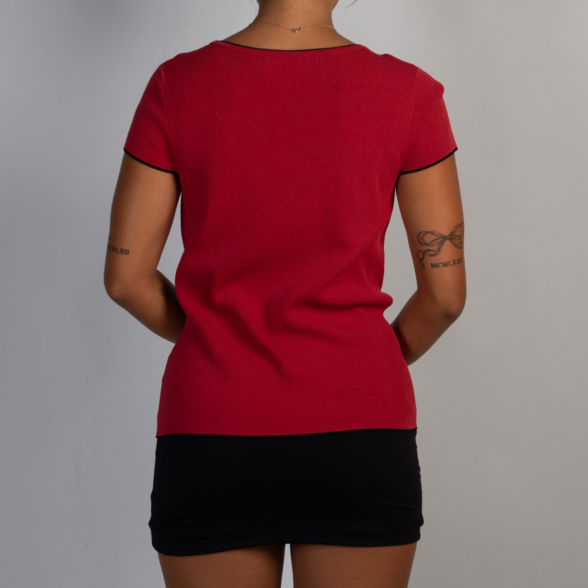 RED KNIT TOP
