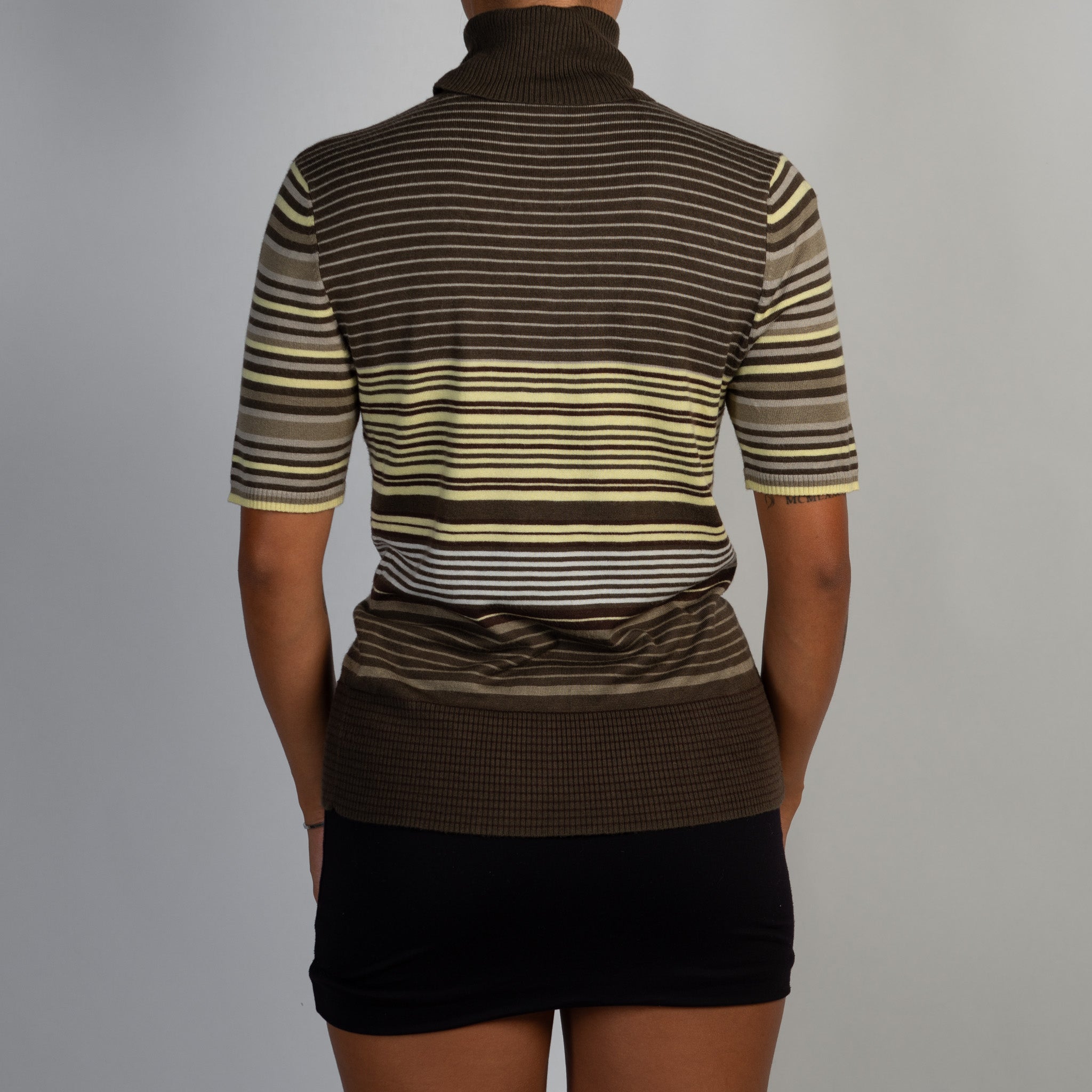 GREEN STRIPE TURTLENECK TOP