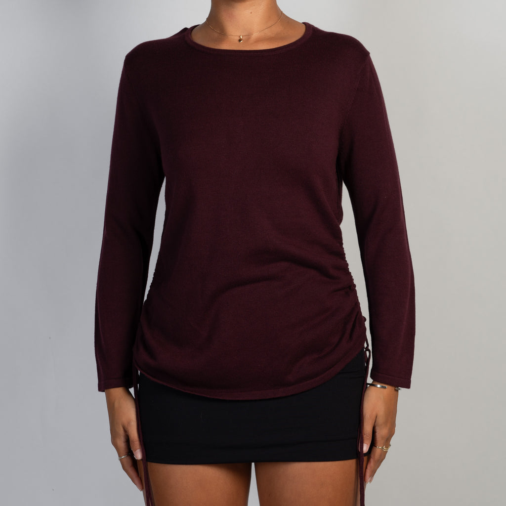 PLUM RUCHED KNIT TOP