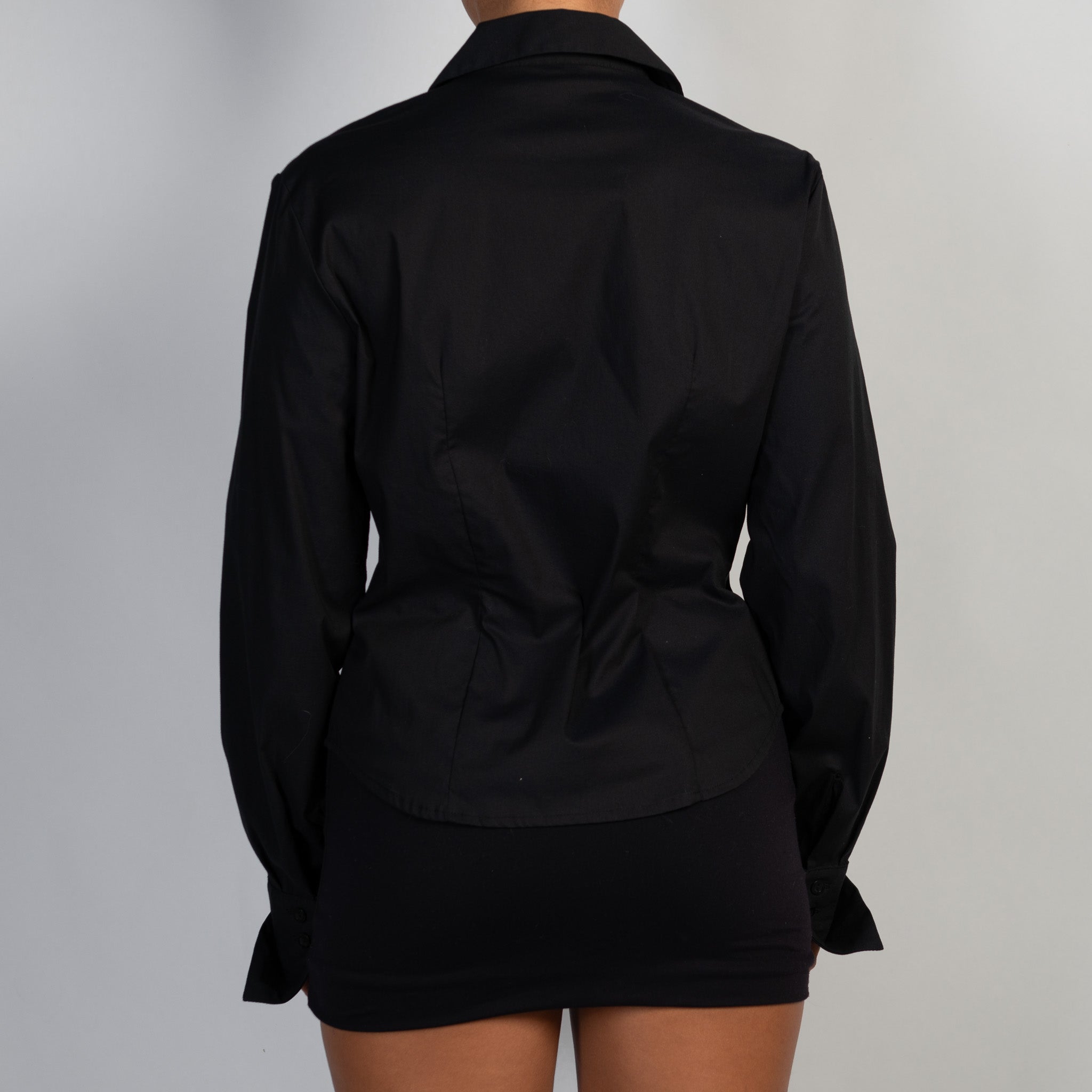 BLACK RUFFLE BLOUSE