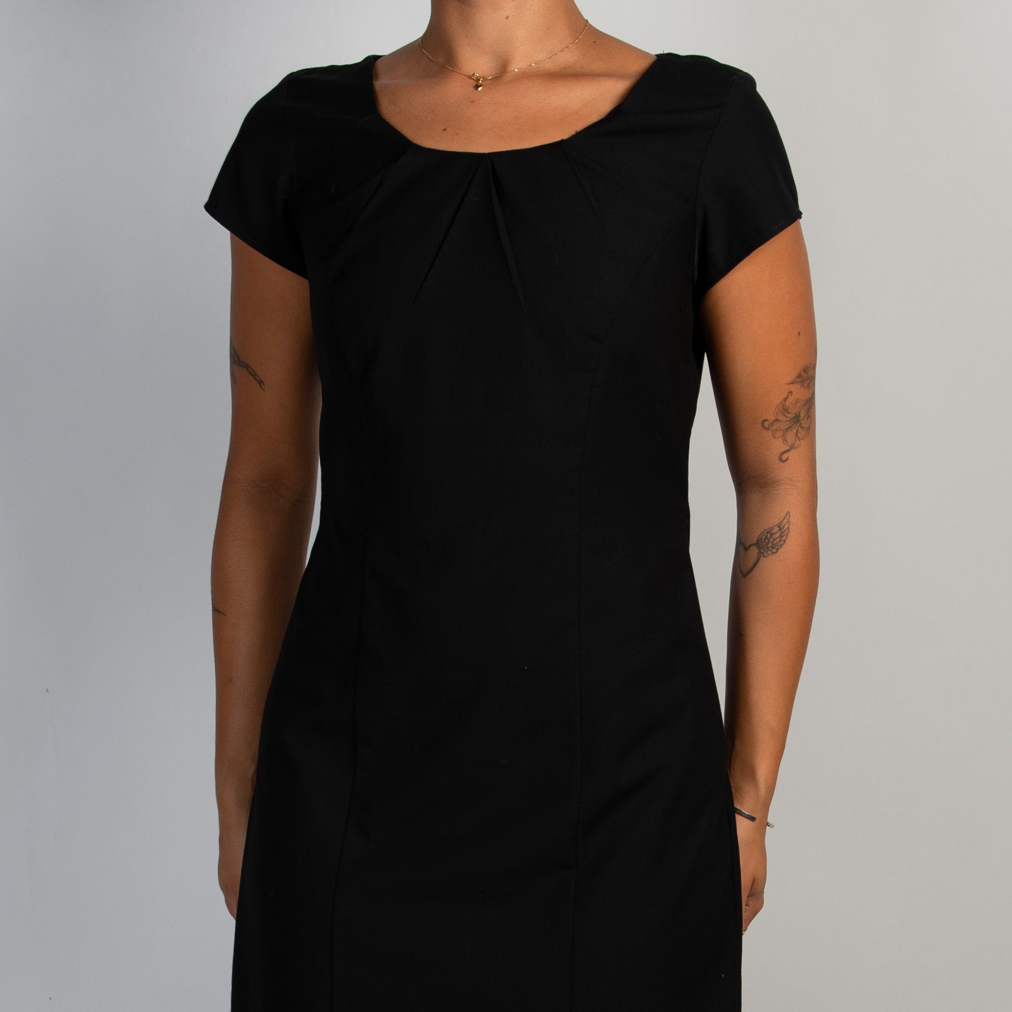 BLACK MIDI DRESS