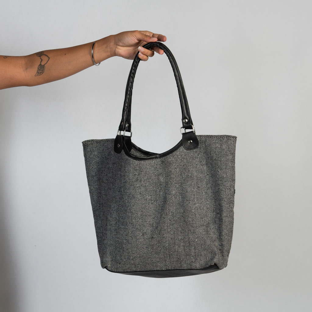 HERRINGBONE SHOULDER BAG