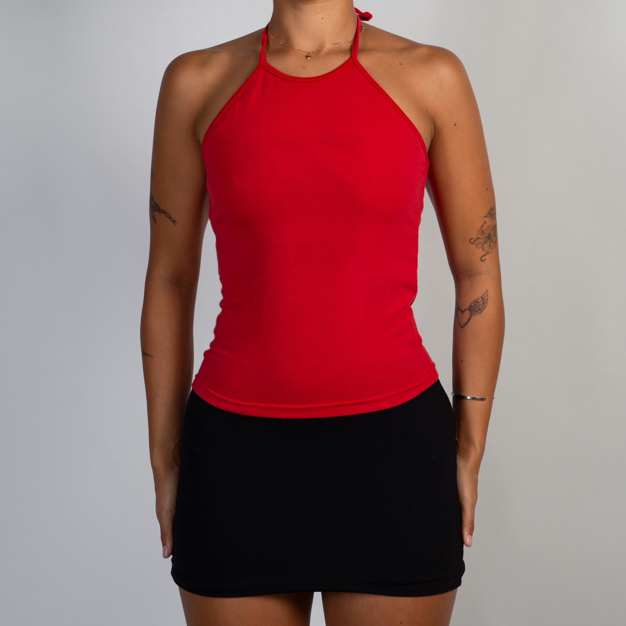 RED HALTERNECK TOP