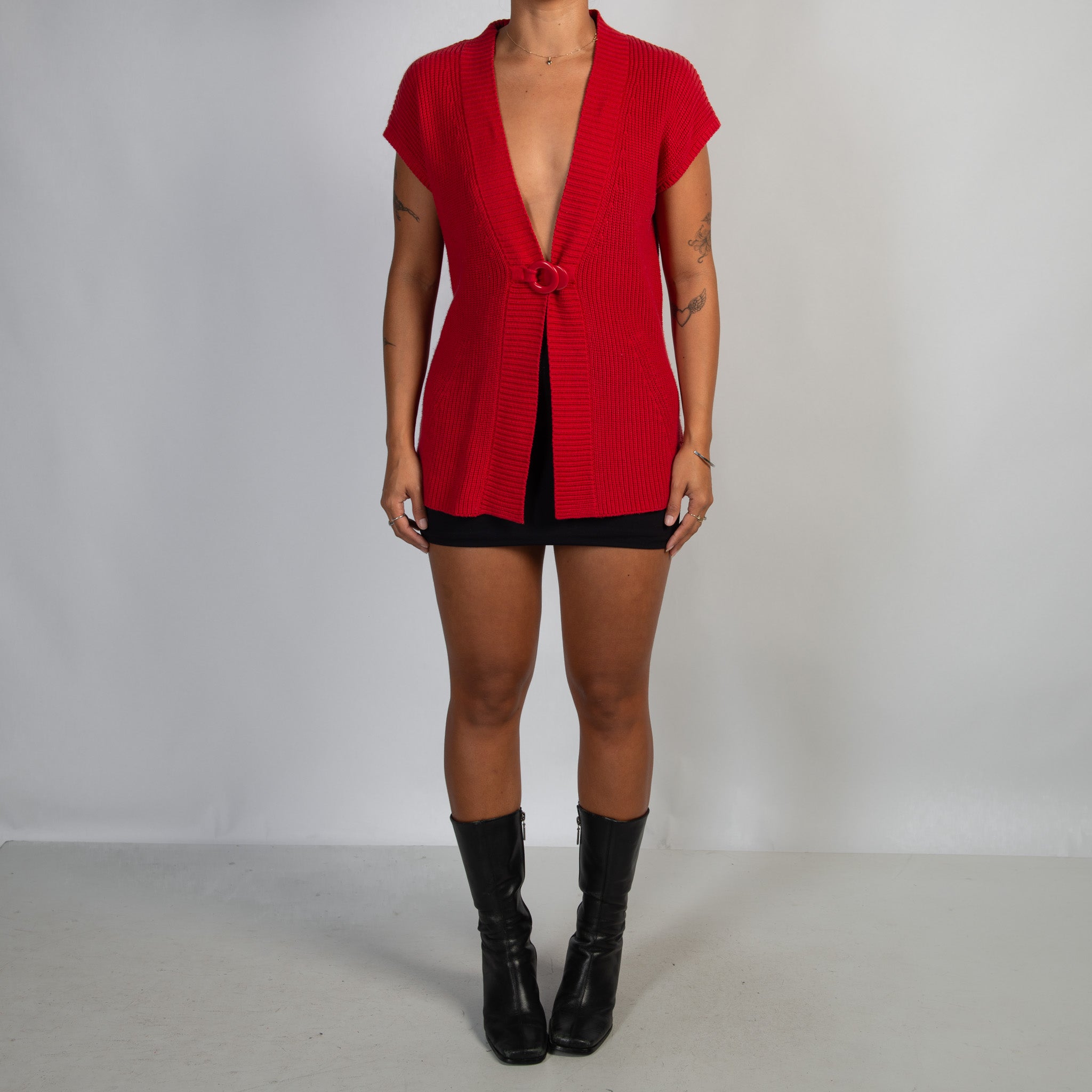 RED SHORT SLEEVE CARDIGAN