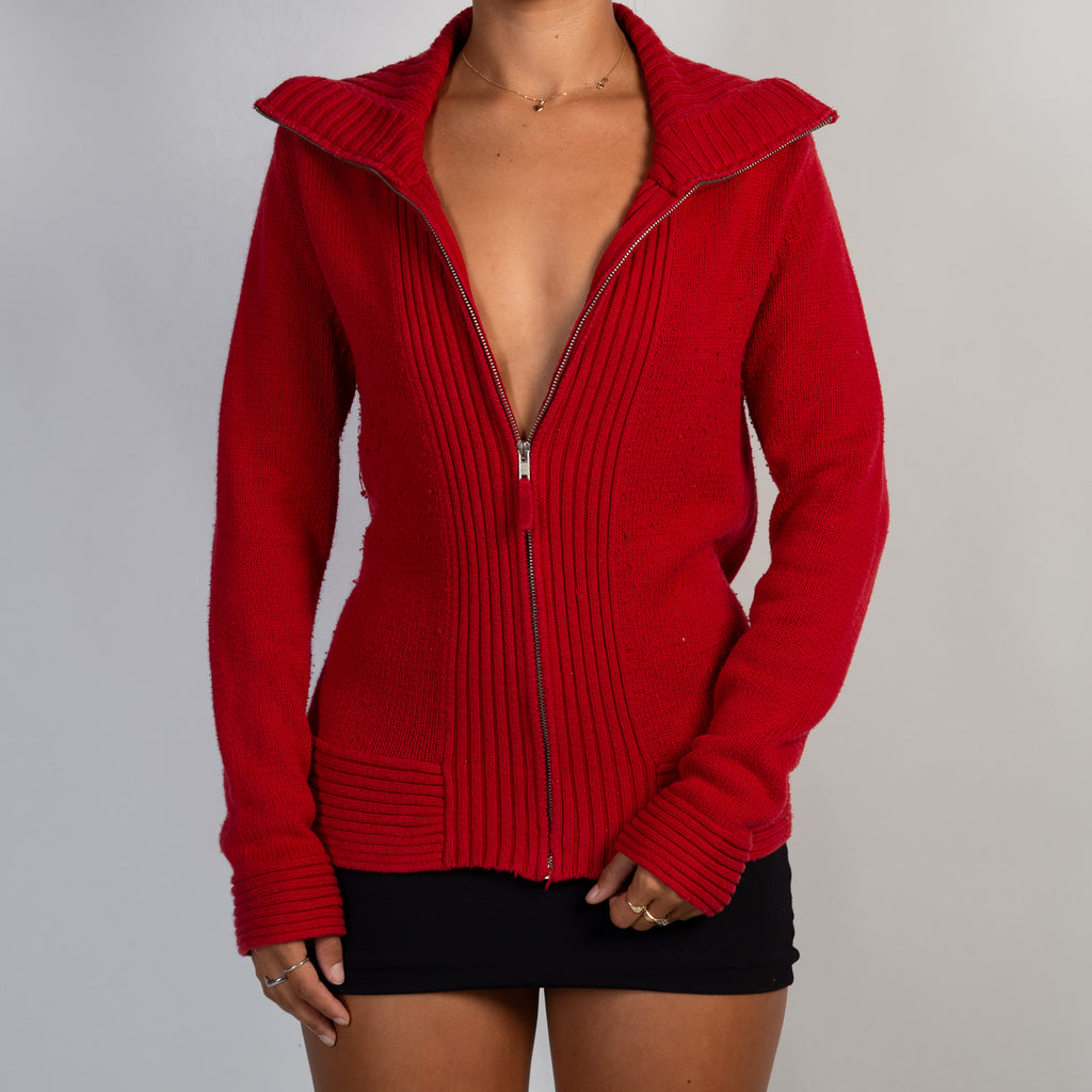 RED ZIP KNIT CARDIGAN