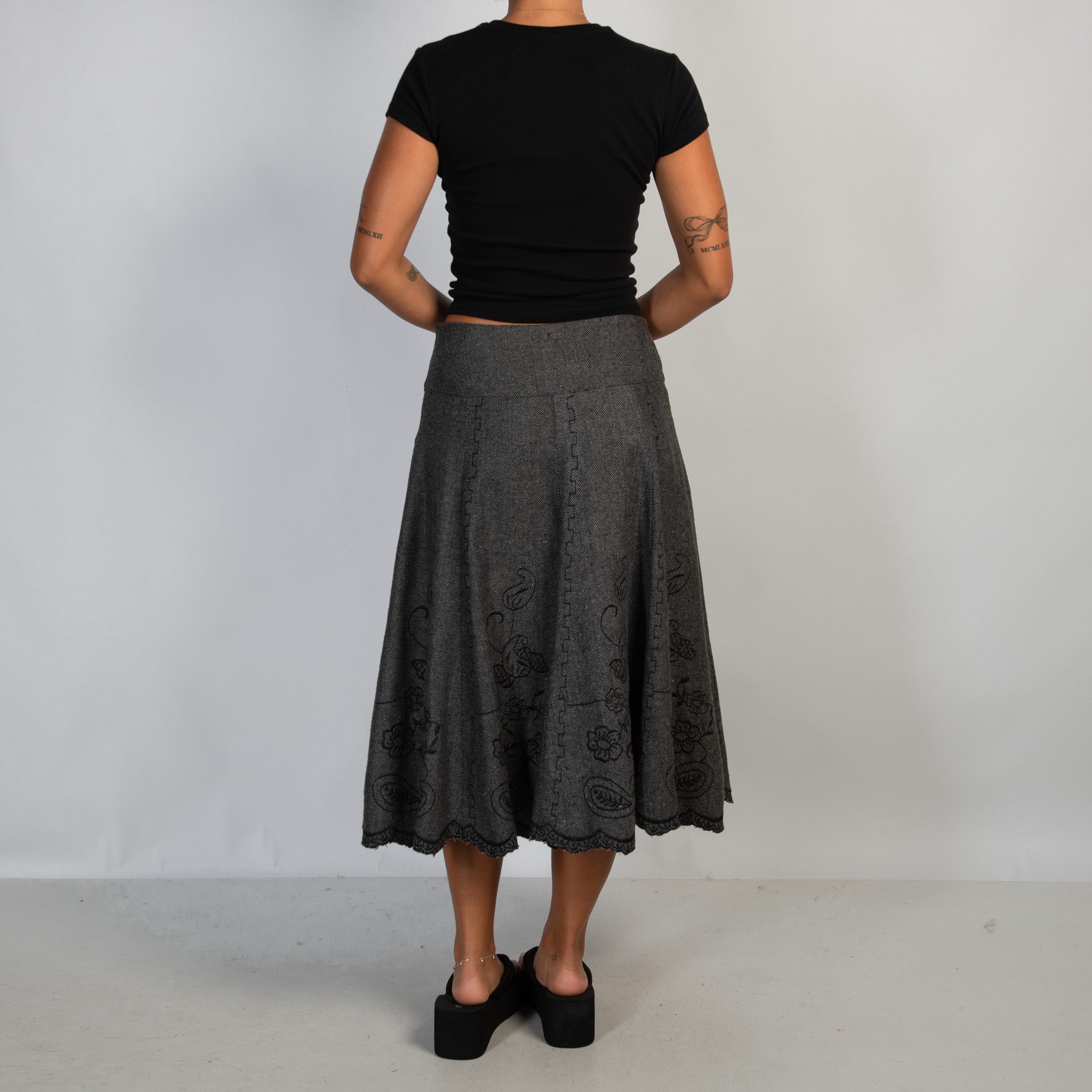 WOOL EMBROIDERED MIDI SKIRT