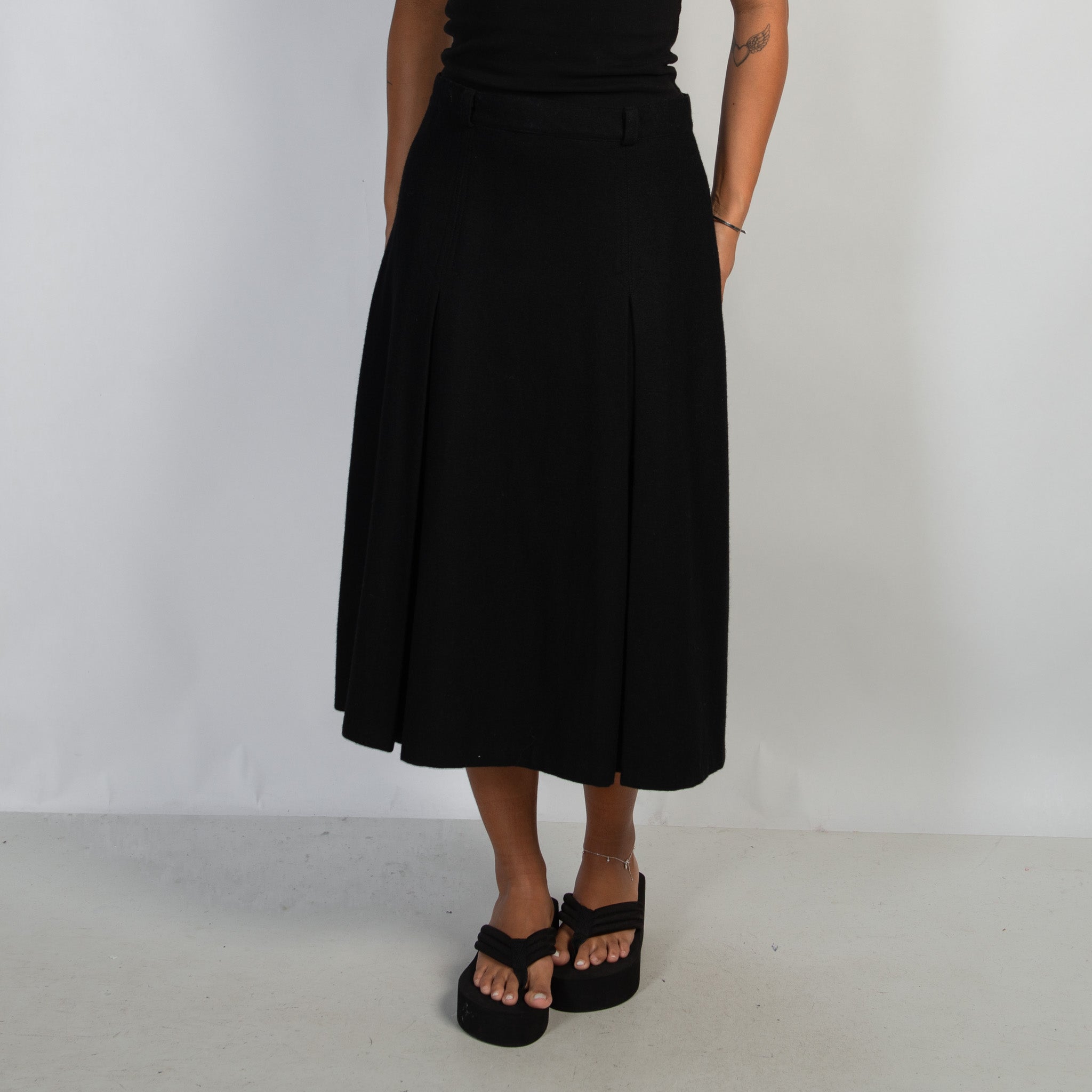 BLACK WOOL MIDI SKIRT