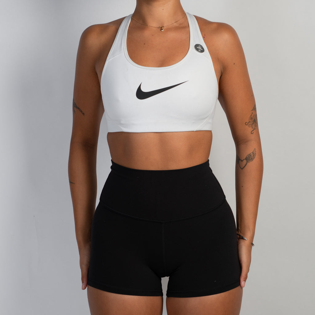 WHITE NIKE SPORTS BRA