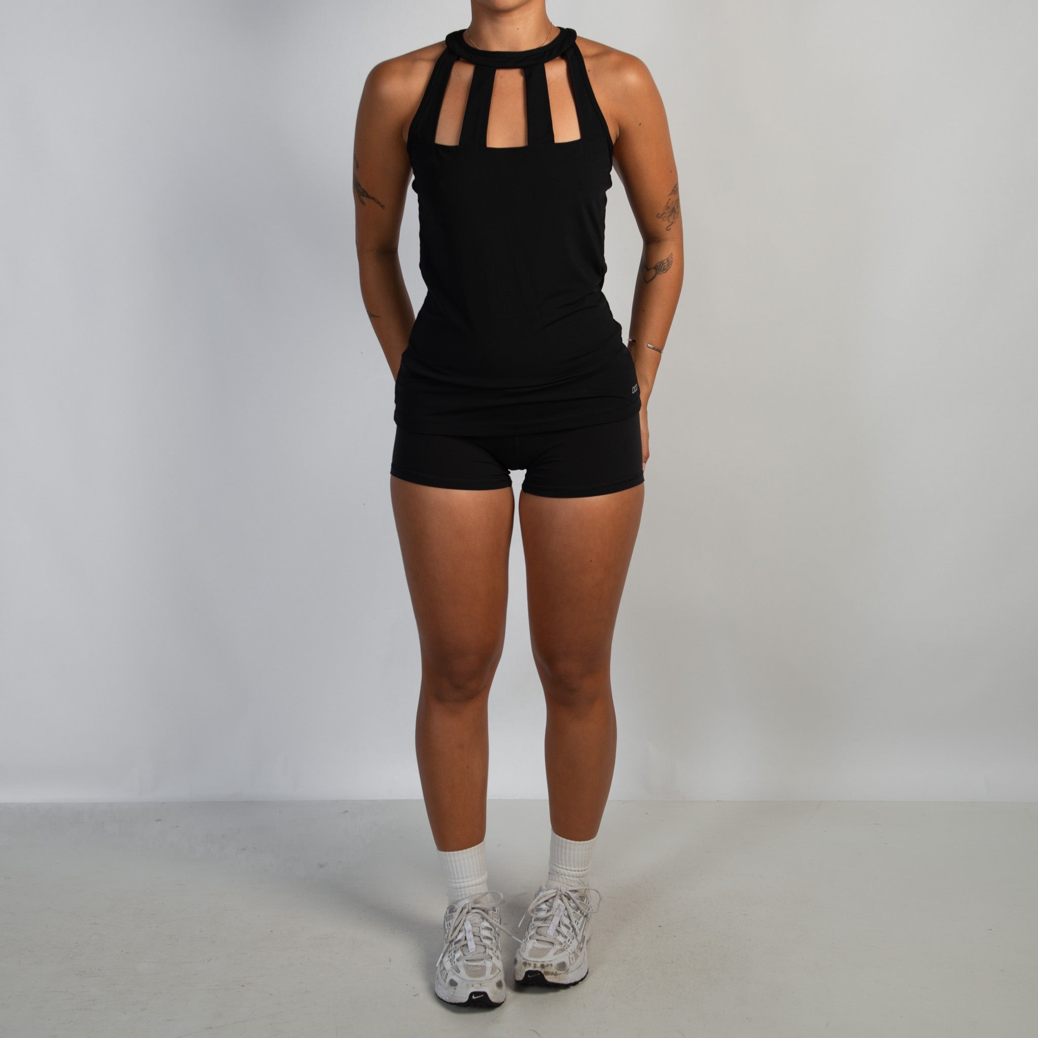 BLACK CUT OUT TANK TOP