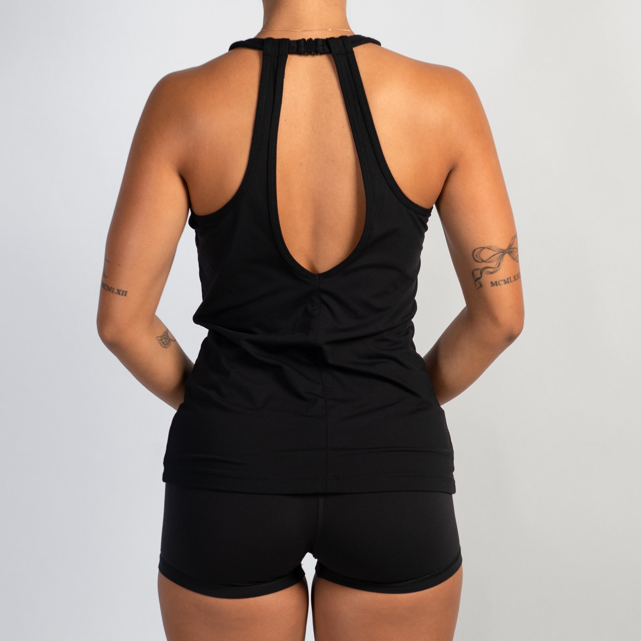 BLACK CUT OUT TANK TOP