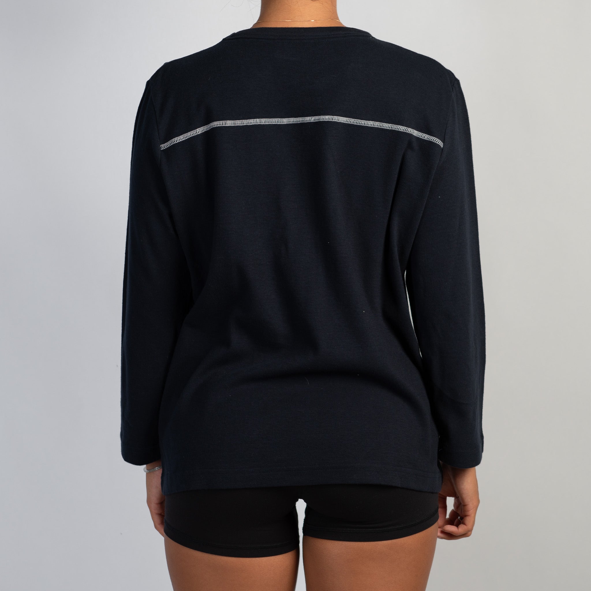 NAVY LONG SLEEVE TOP