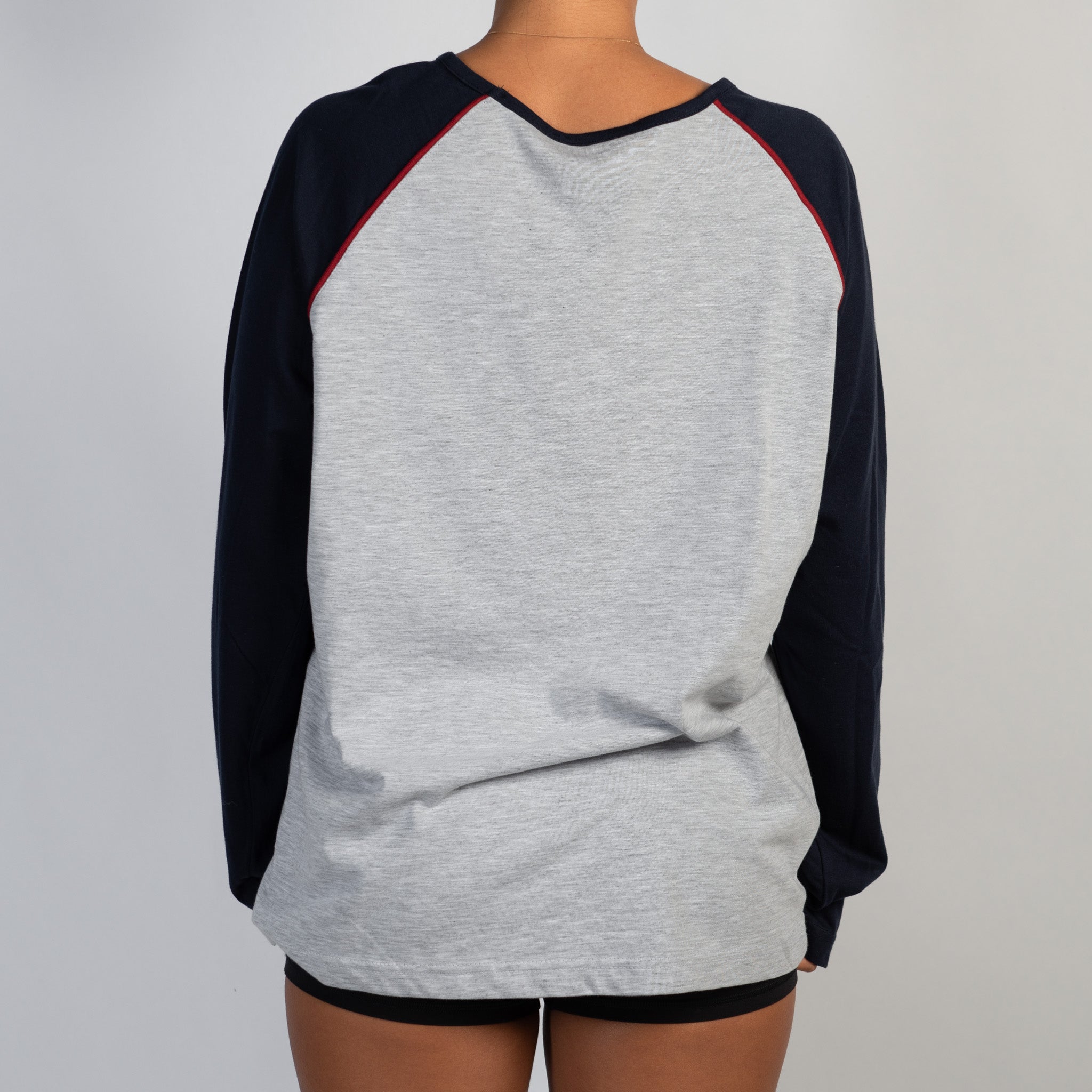 RAGLAN LONG SLEEVE TOP