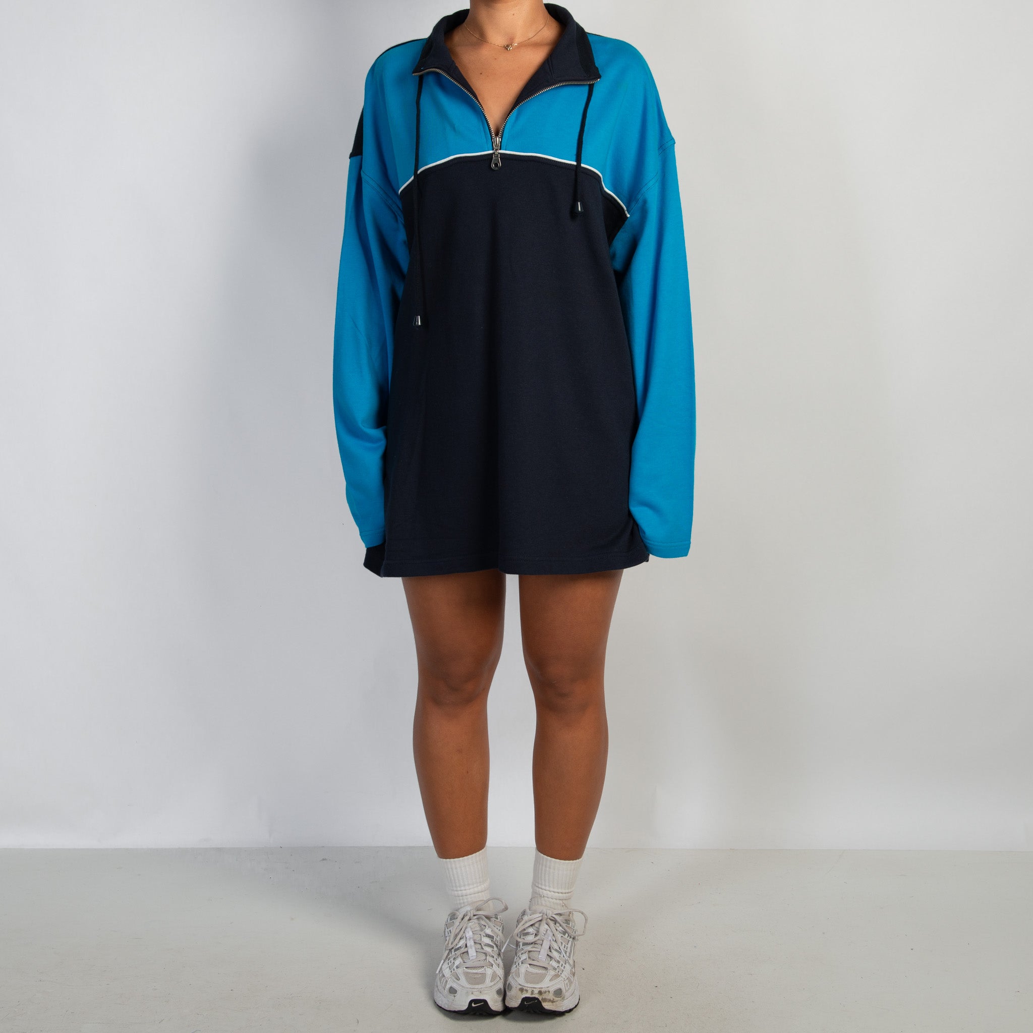 BLUE QUARTER ZIP SWEATER
