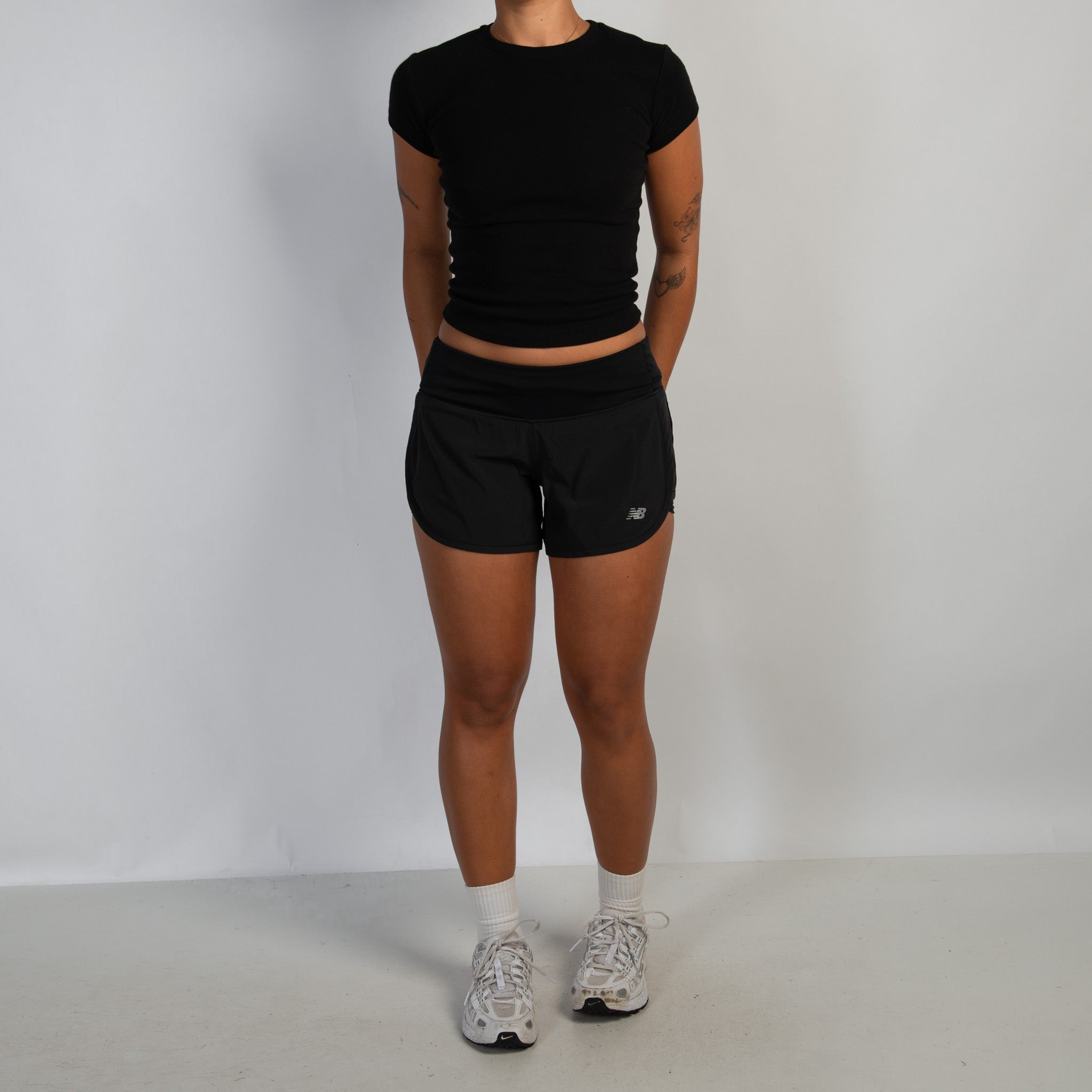 BLACK ACTIVE SHORTS