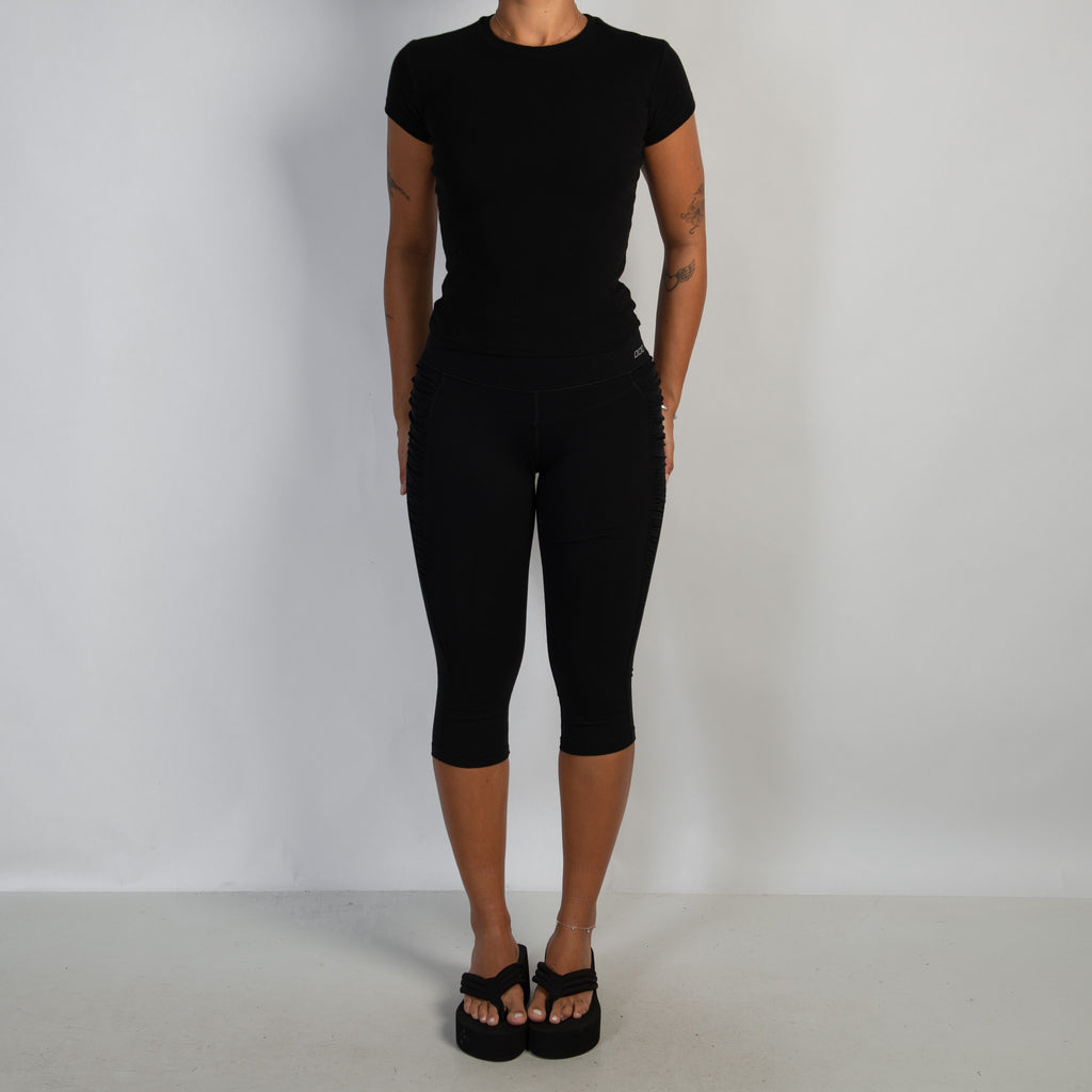 BLACK RUCHED 3/4 TIGHTS