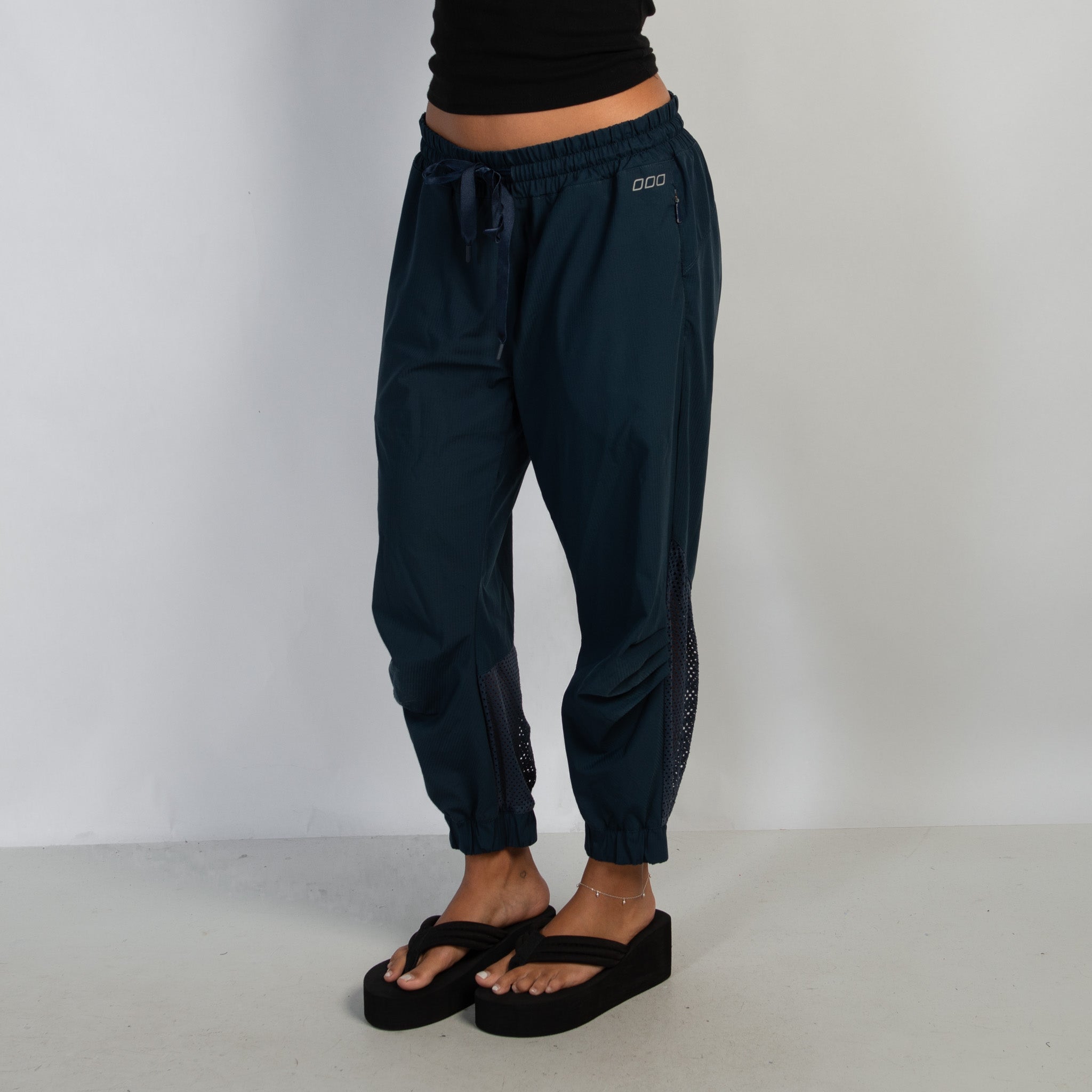 NAVY DRAWSTRING PANTS