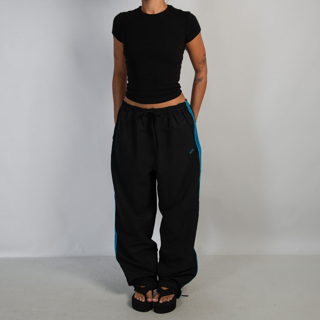 BLACK TRACKSUIT PANTS