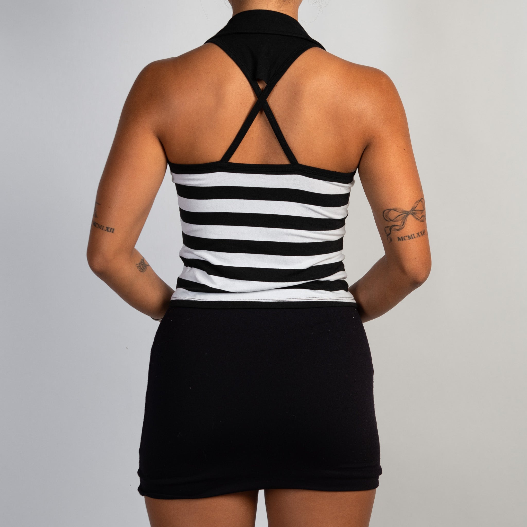 B&W COLLARED TANK TOP