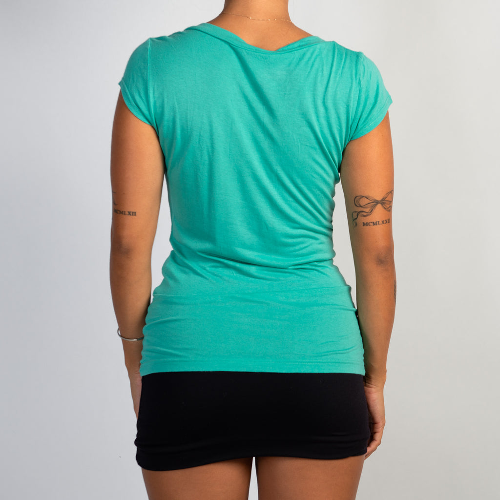 TEAL V NECK TEE