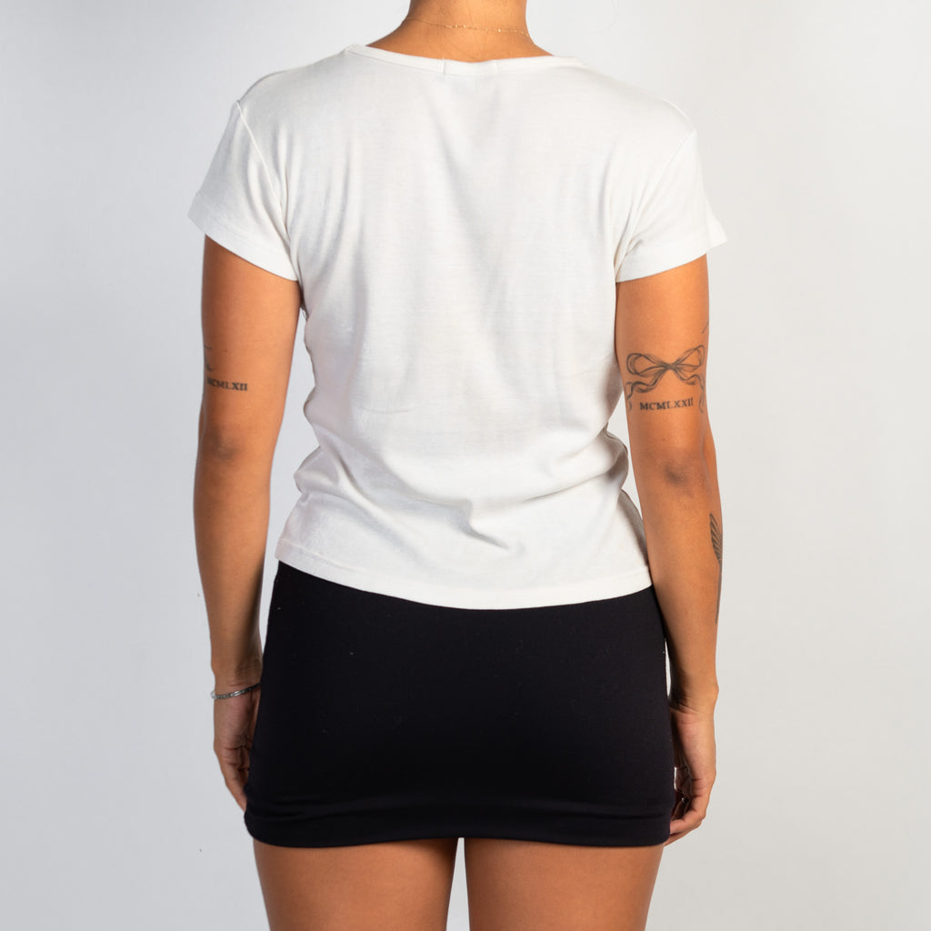 WHITE GRAPHIC BABY TEE