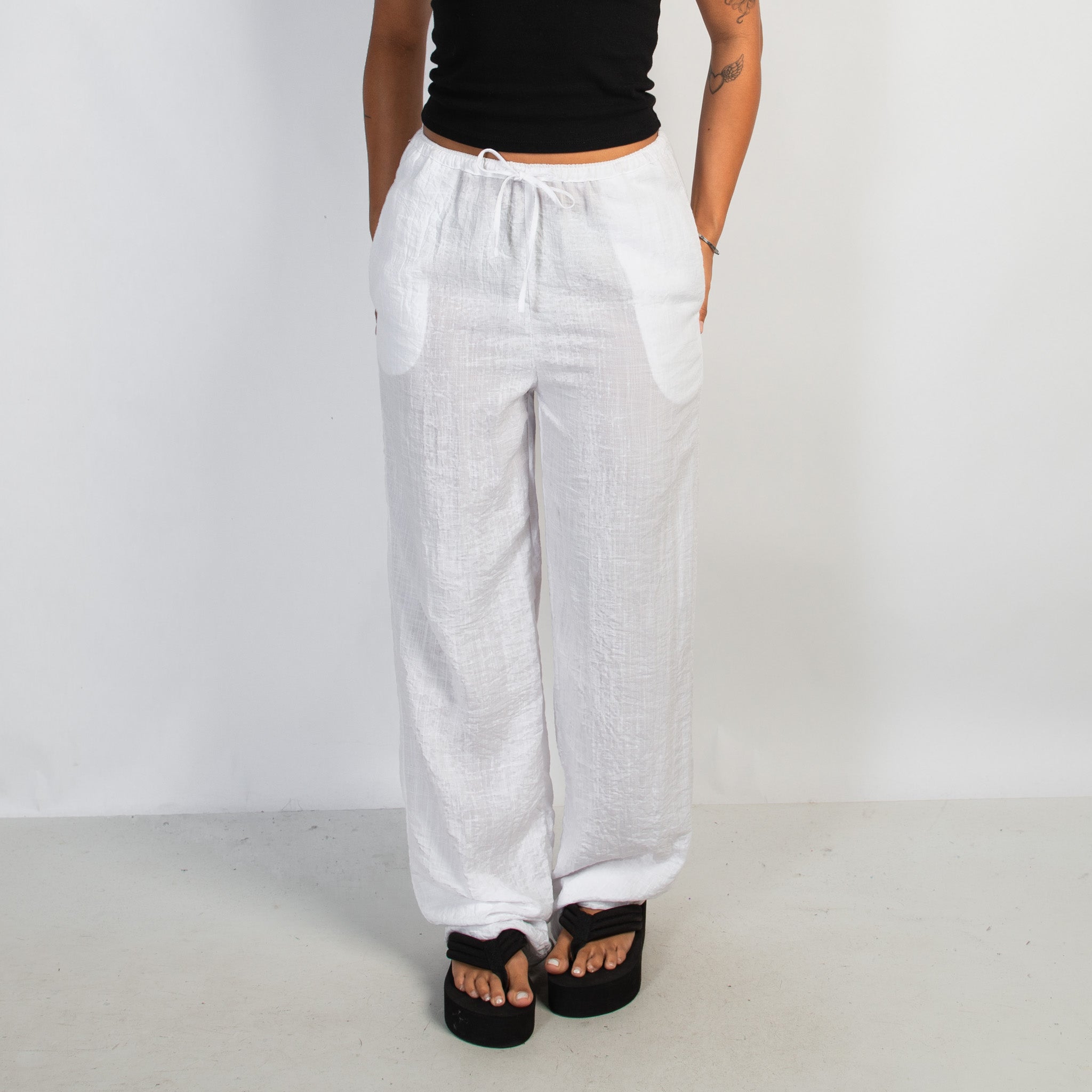 WHITE RELAXED PANTS
