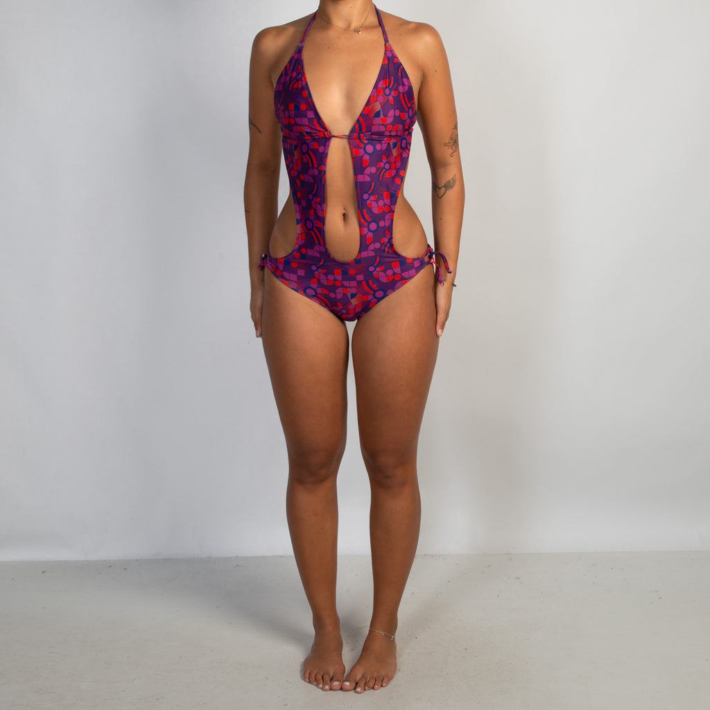PATTERN CUT OUT SWIMSUIT