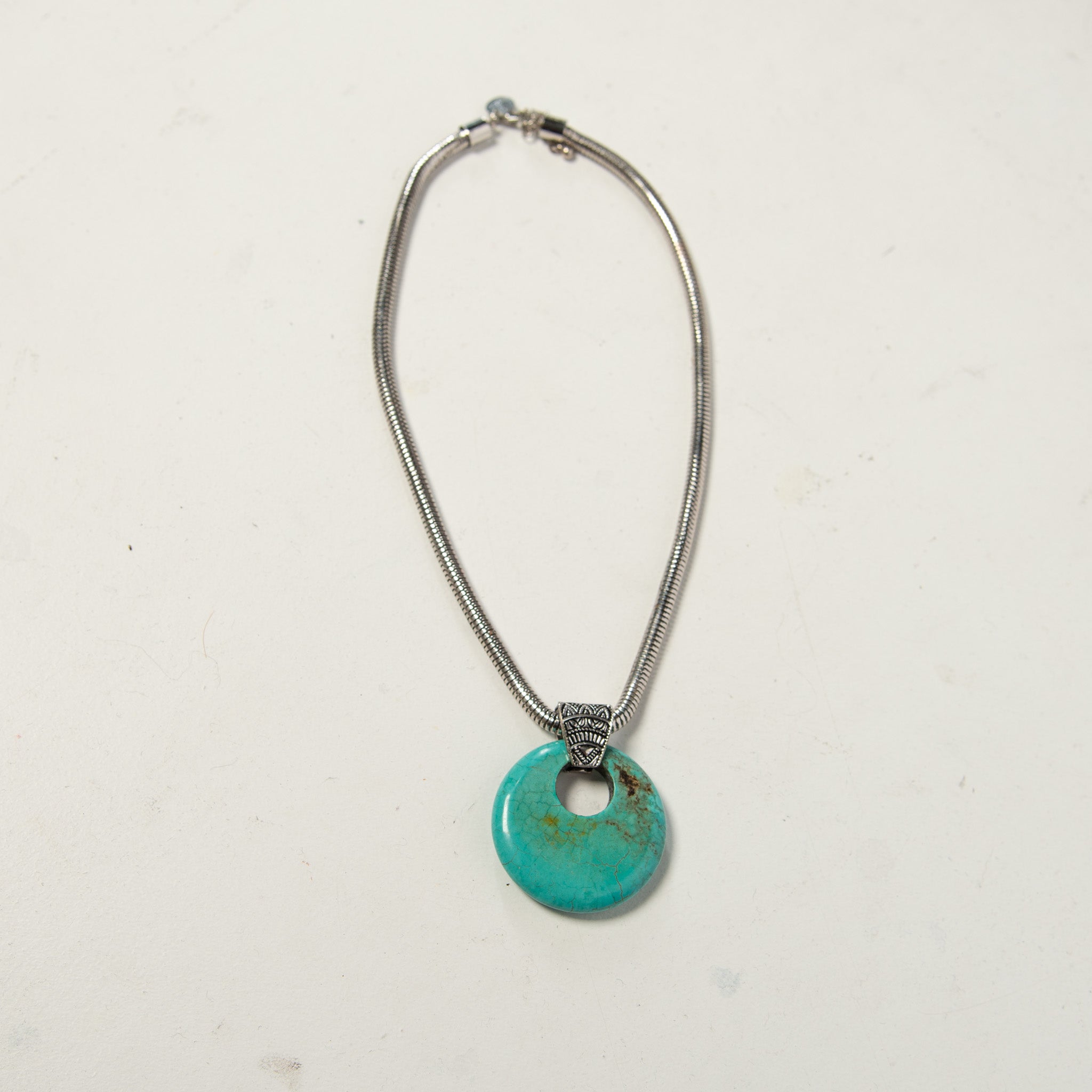 TEAL PENDANT NECKLACE