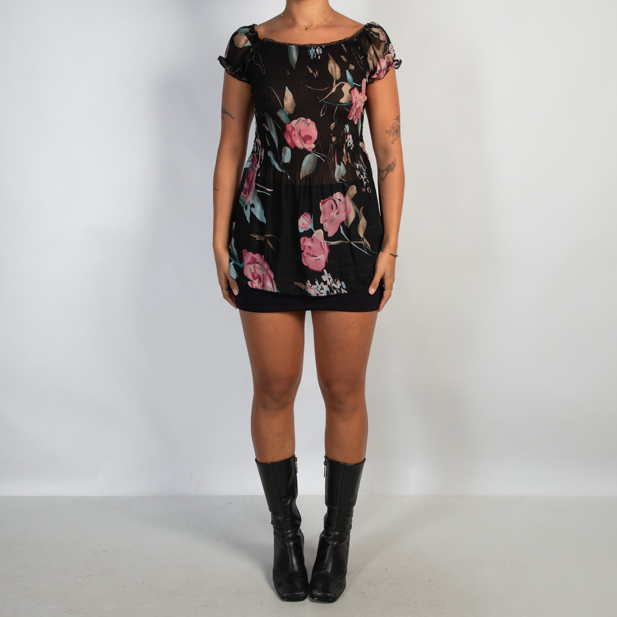 SHEER FLORAL TEXTURED TOP