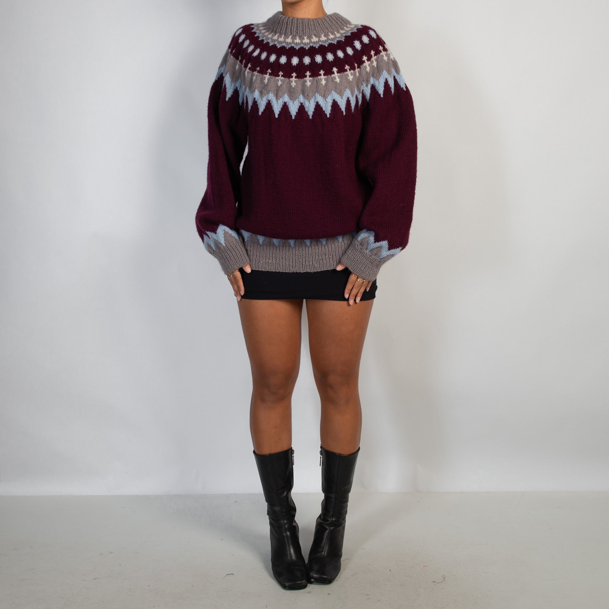 WOOL BLEND KNIT SWEATER