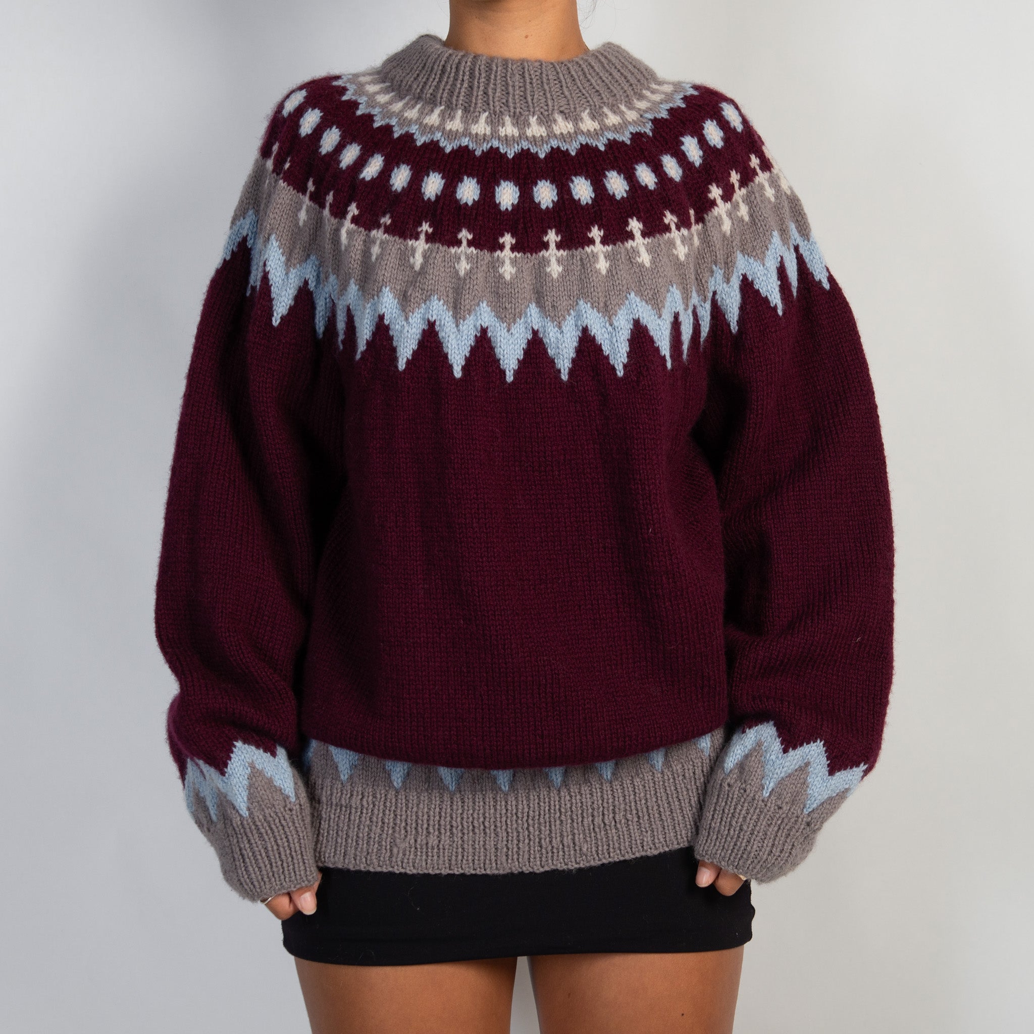 WOOL BLEND KNIT SWEATER
