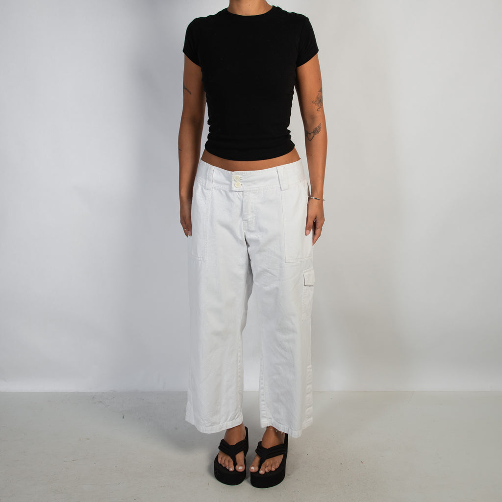 WHITE CARGO CROP PANTS