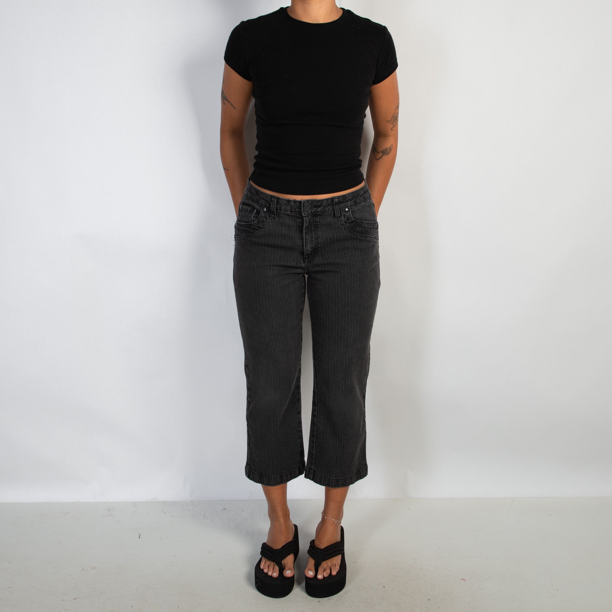 PINSTRIPE CAPRI JEANS