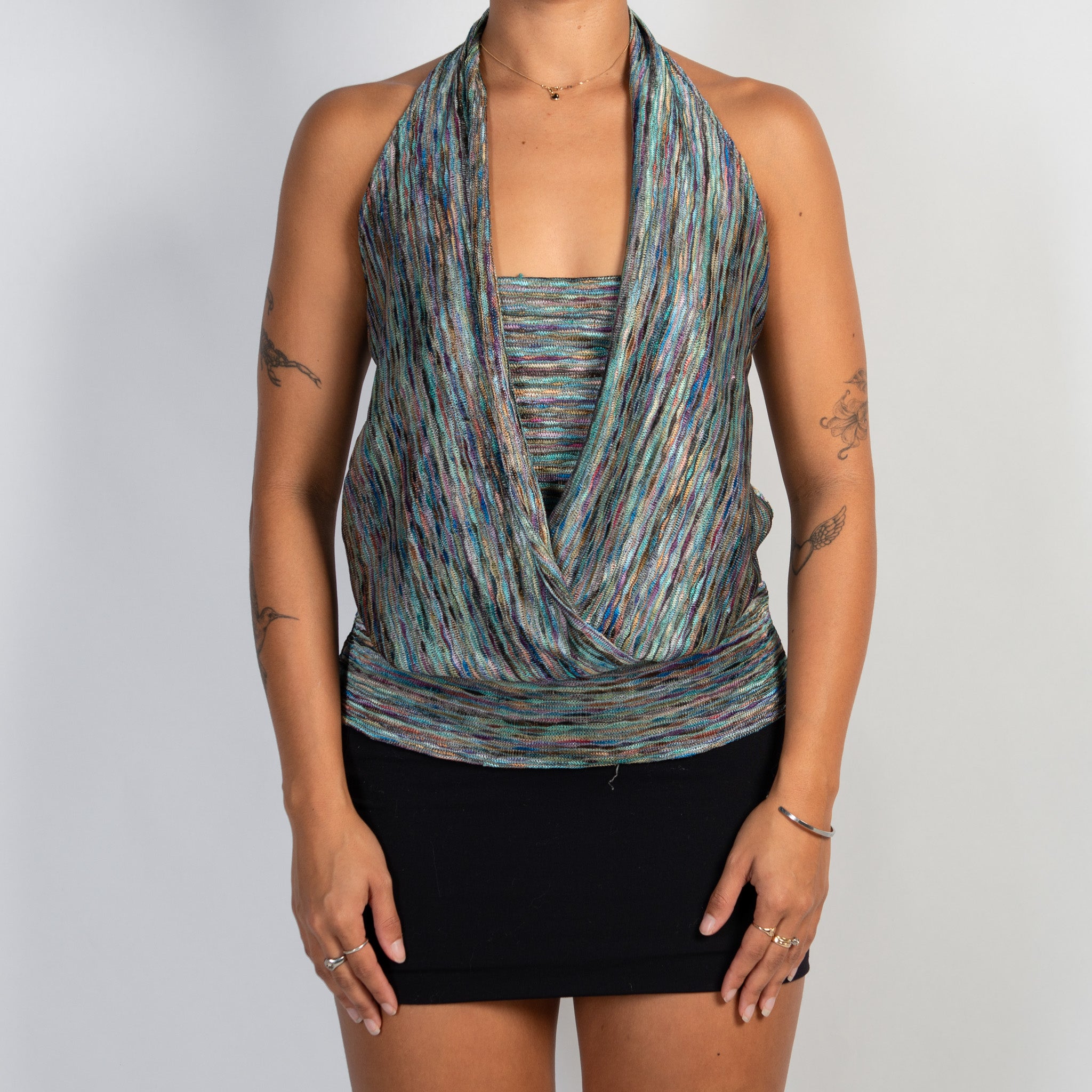 METALLIC HALTER TOP