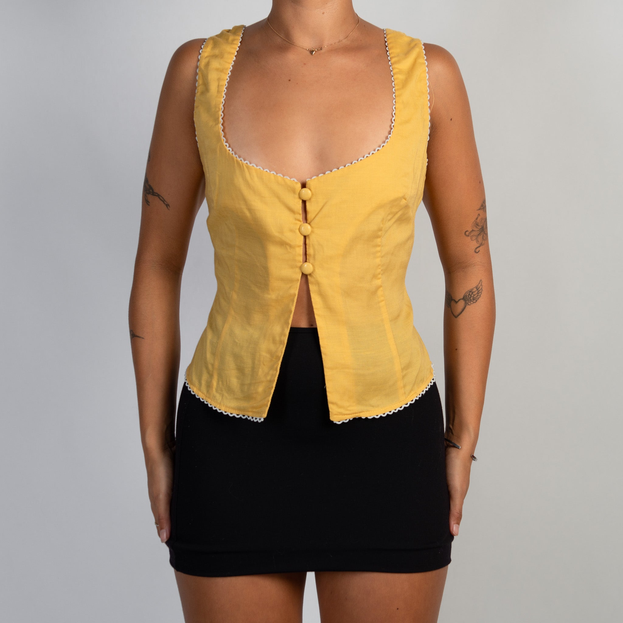 YELLOW PICOT TRIM TOP