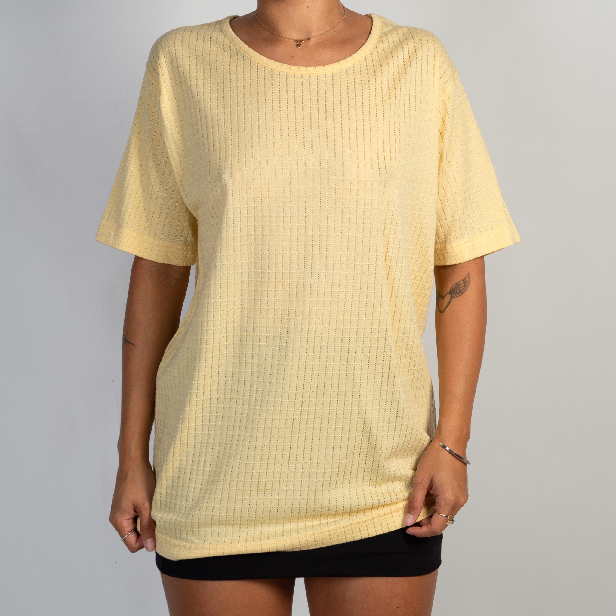 YELLOW TEXTURED TEE