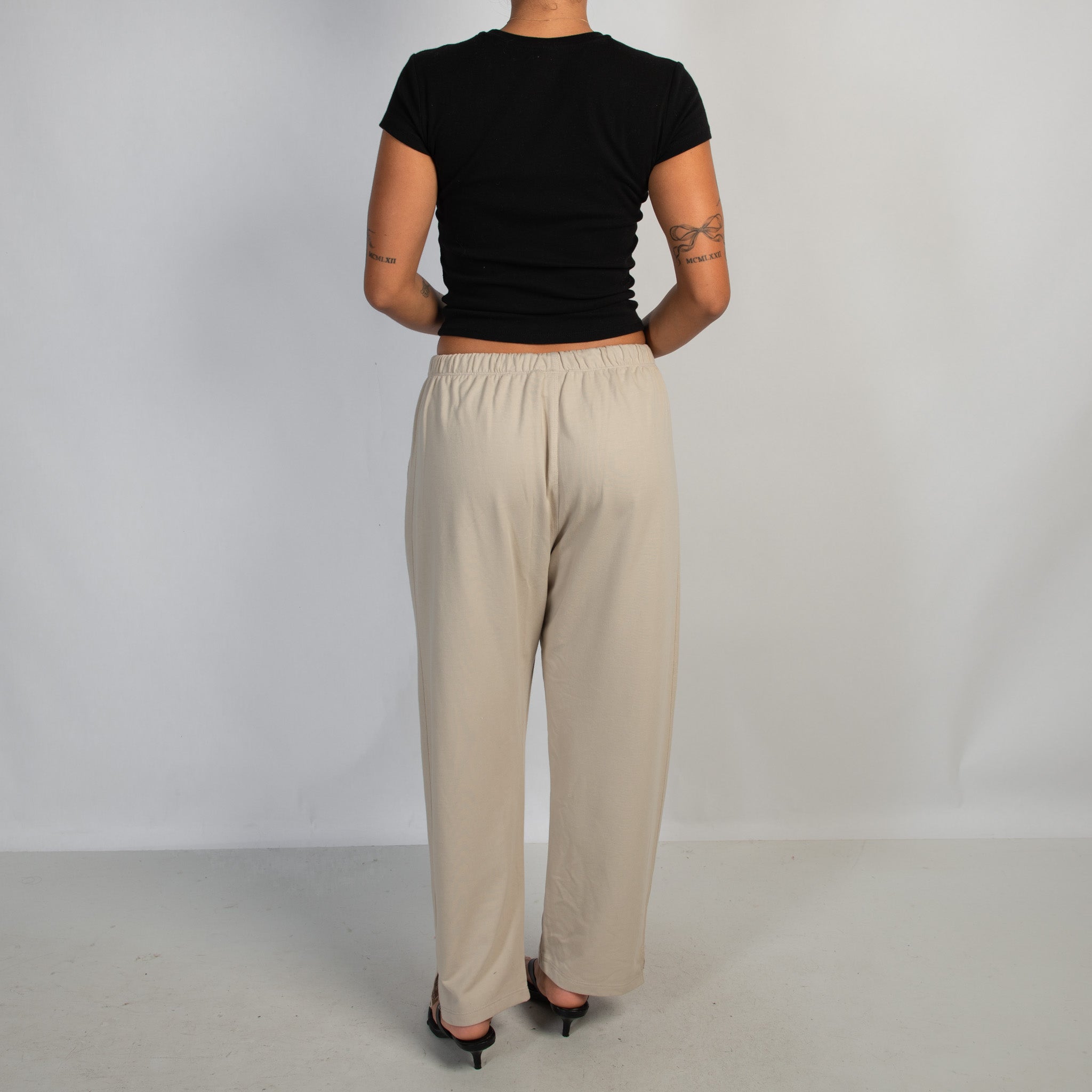 CREAM LOUNGE PANTS