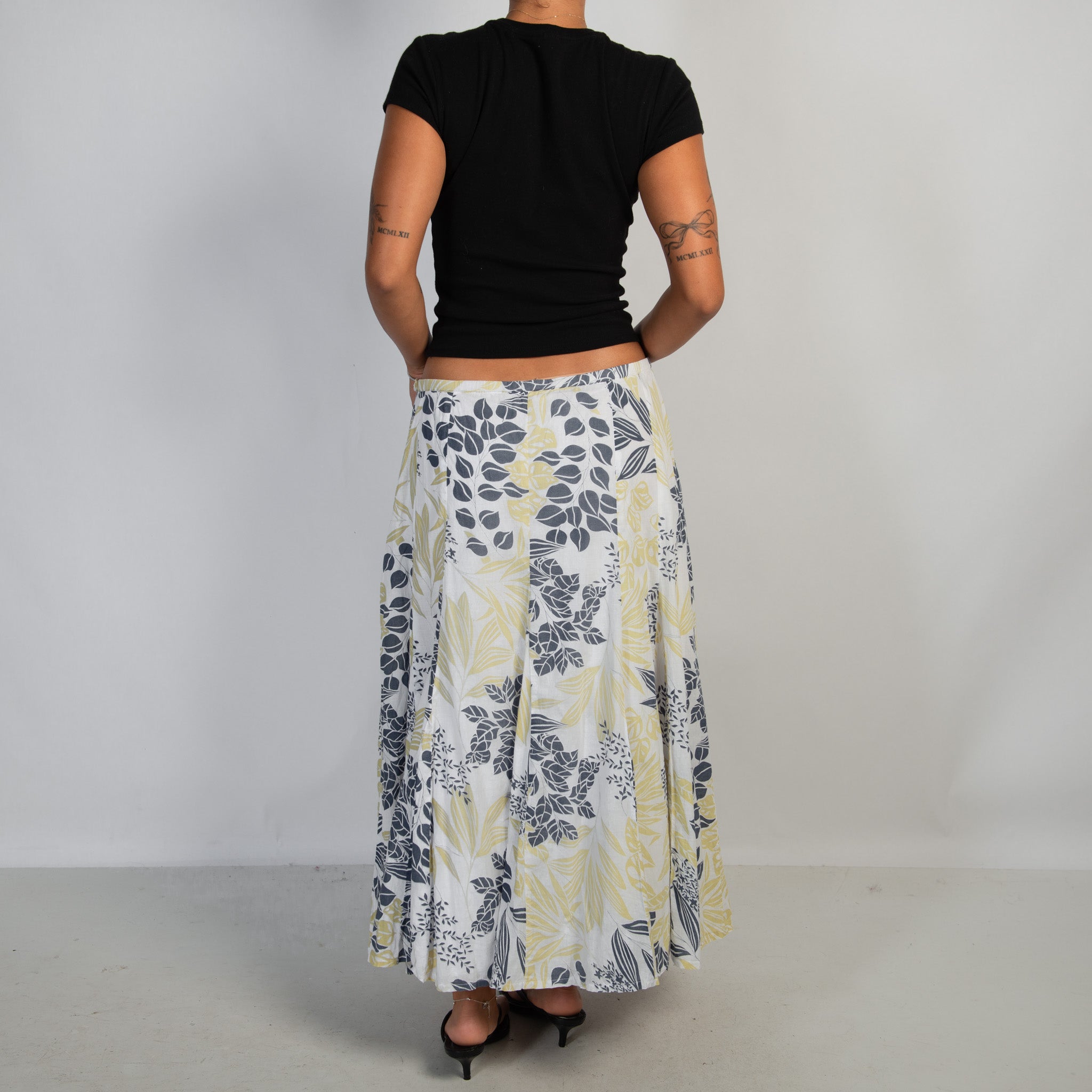 FLORAL LONGLINE SKIRT
