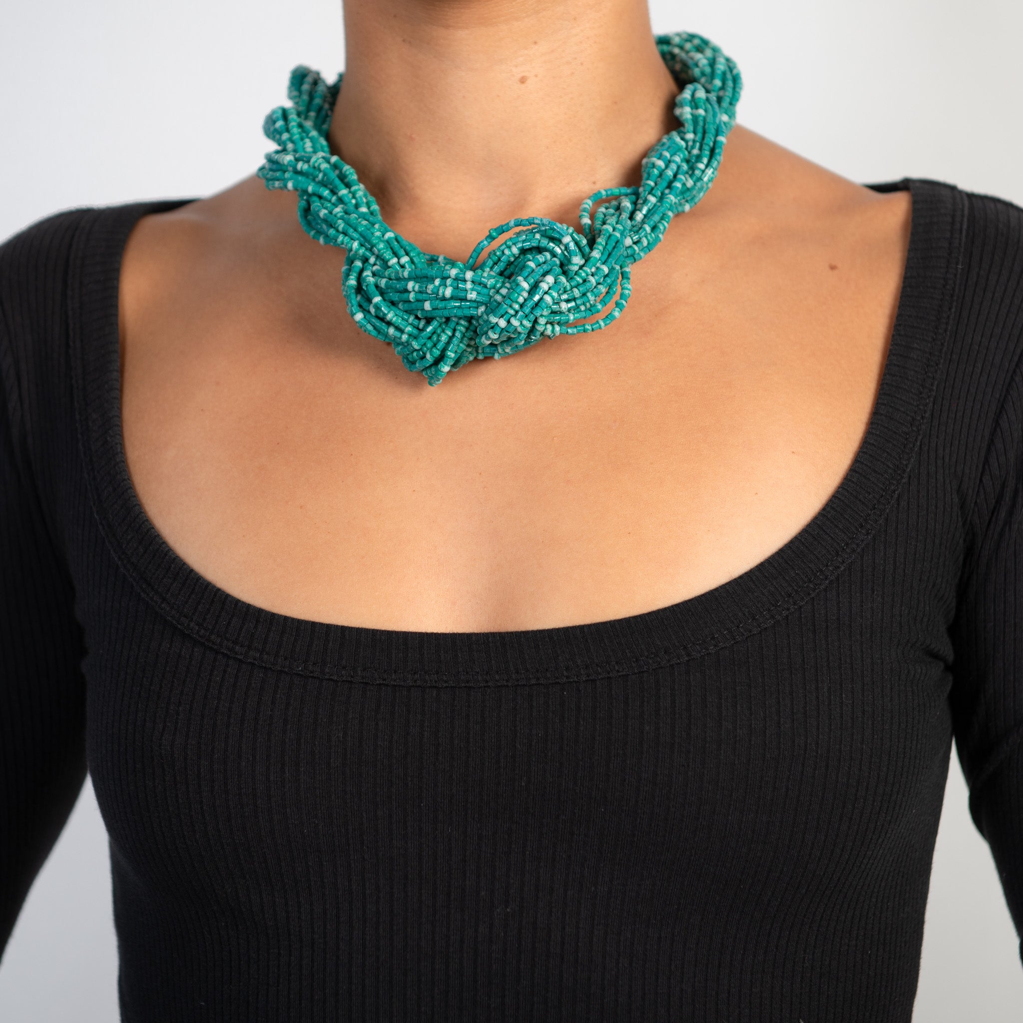 TEAL CHUNKY NECKLACE