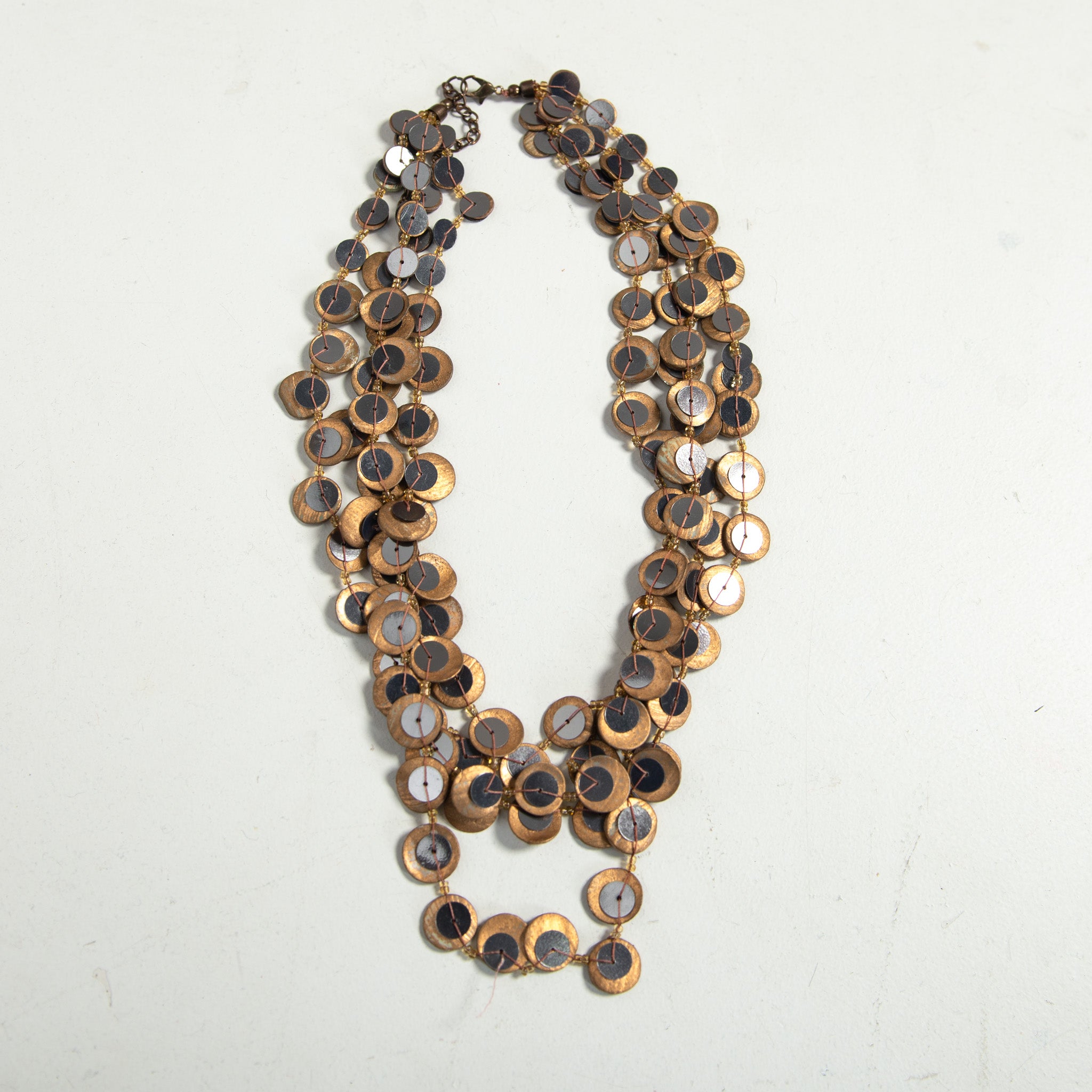 BROWN LAYERED NECKLACE