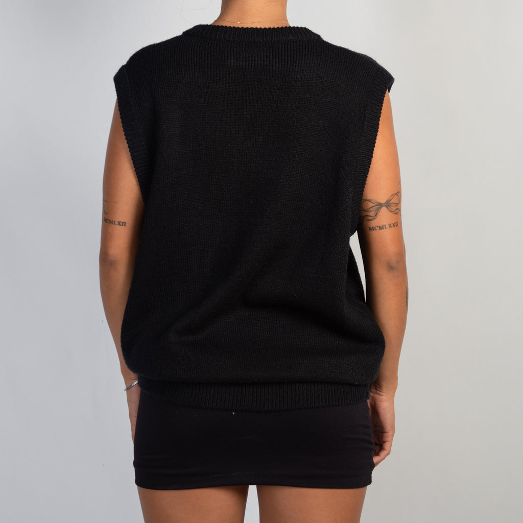 DEEP NAVY KNIT VEST